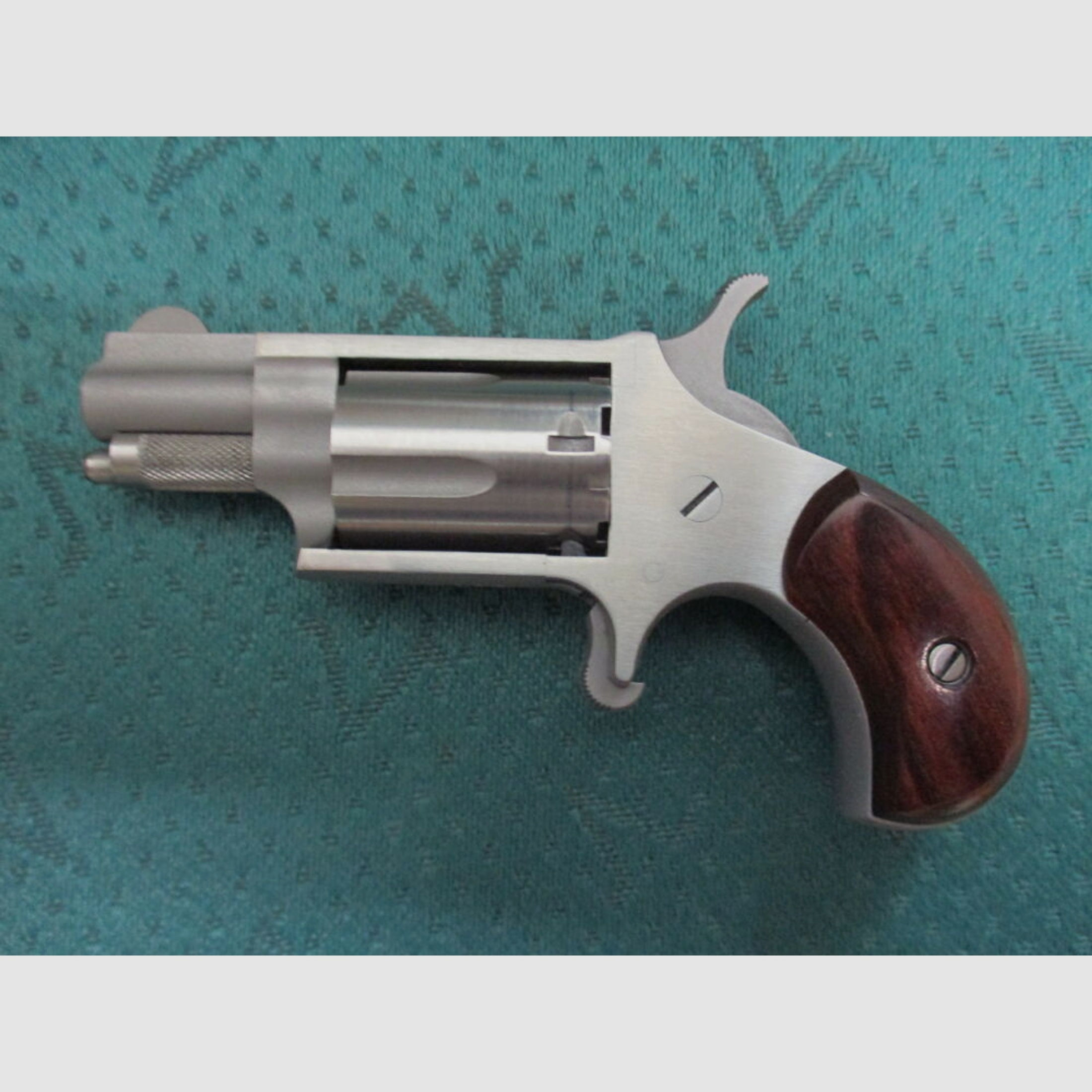 Revolver North American Arms Mini .22lr mit Holster, Tasche und Papieren	 NAA Mini