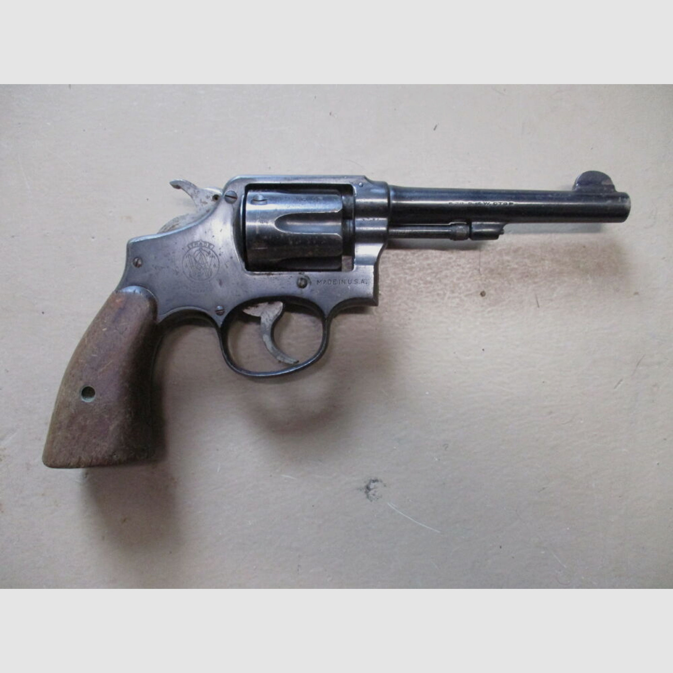 Revolver Smith & Wesson .38 spl 1910	 M&P