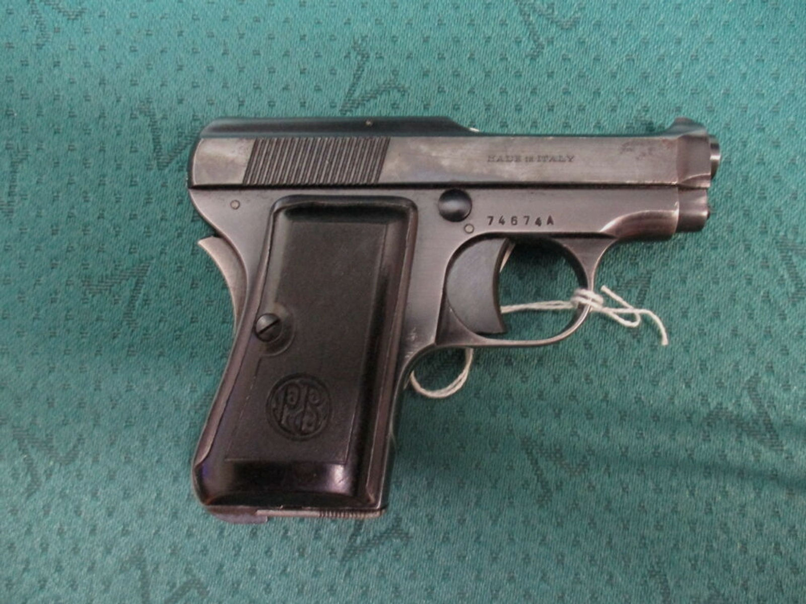 Pistole Beretta 6,35mm mit Handballensicherung