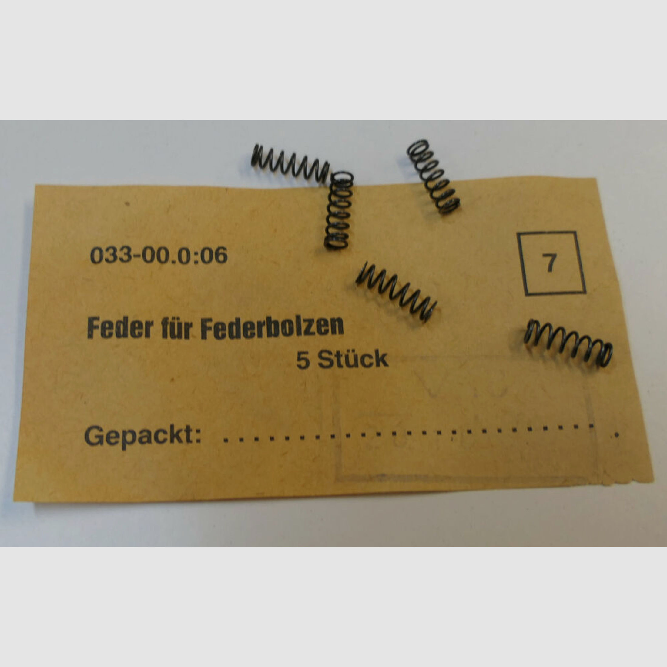 DDR VEB Geräte-& Werkzeugbau Wiesa	 orginal DDR NVA AK 47 Feder für Federbolzen [ 7 ] unbenutzt, neu für AK47, 7,62x39