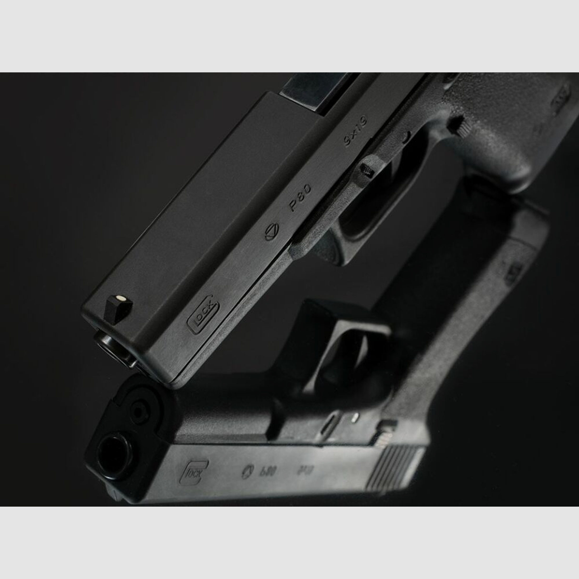 Glock	 Sondermodell 40 Jahre P80 Pistole Glock 80 im Kaliber 9mm Para (9x19) Inkl. Zubehör