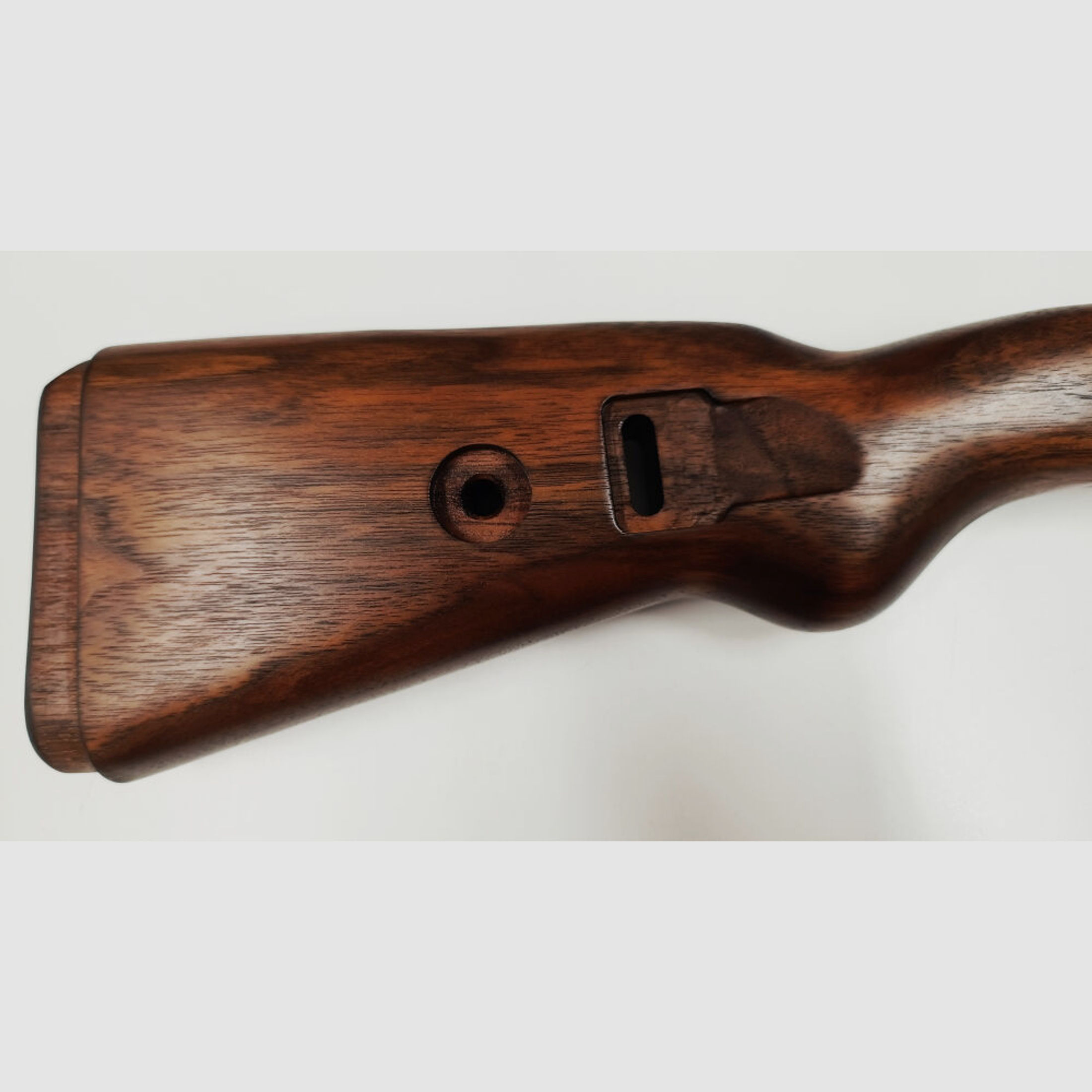 Schwaben Arms GmbH	 Neuer Nussbaumschaft für hohe Schaftkappe für Mauser K98 #40