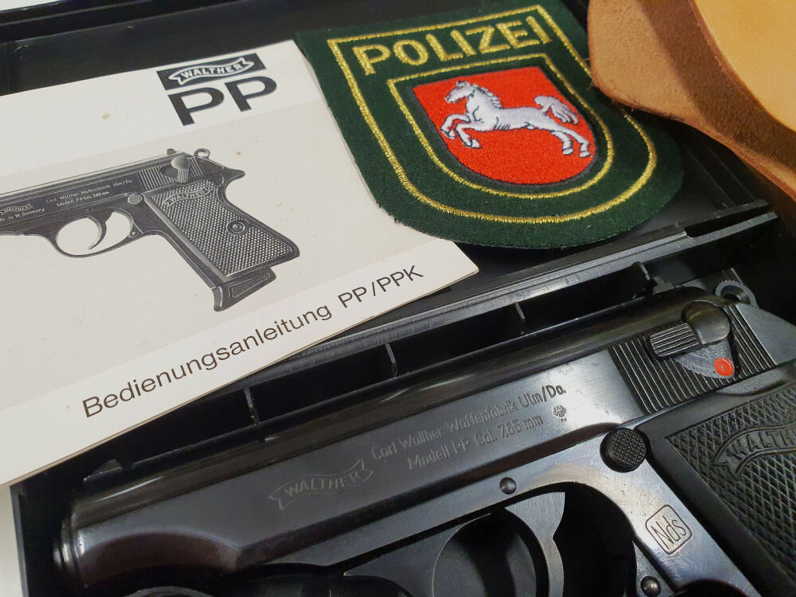 Walther	 Carl Walther PP Waffenfabrik Ulm/Do. Kaliber 7,65mm Browning Stempel Nds Polizei Niedersachsen