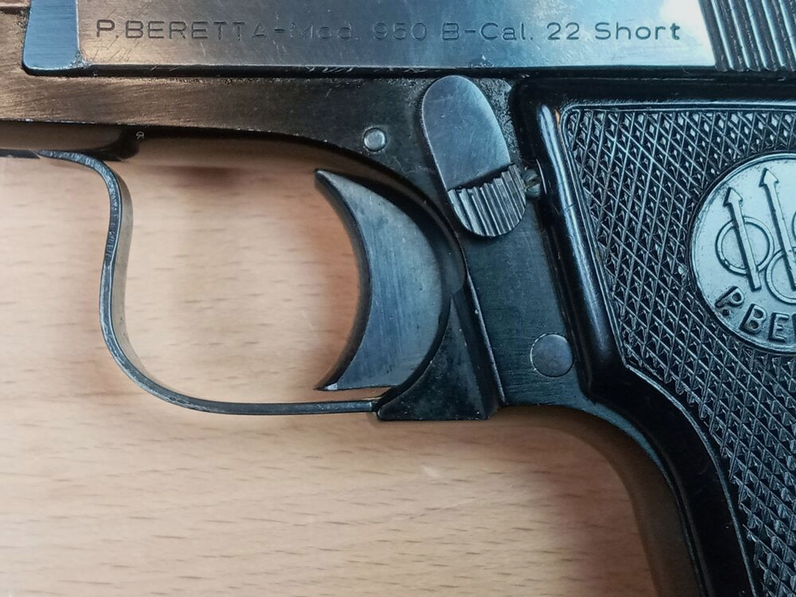 Beretta	 950 B