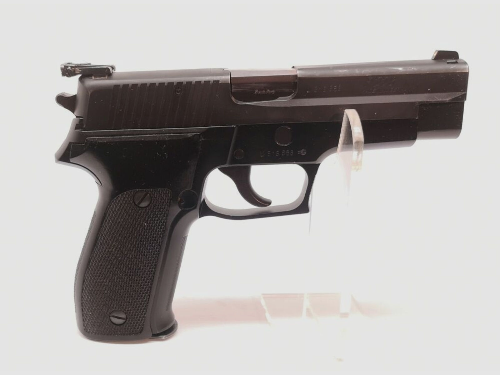 SIG Sauer	 P226