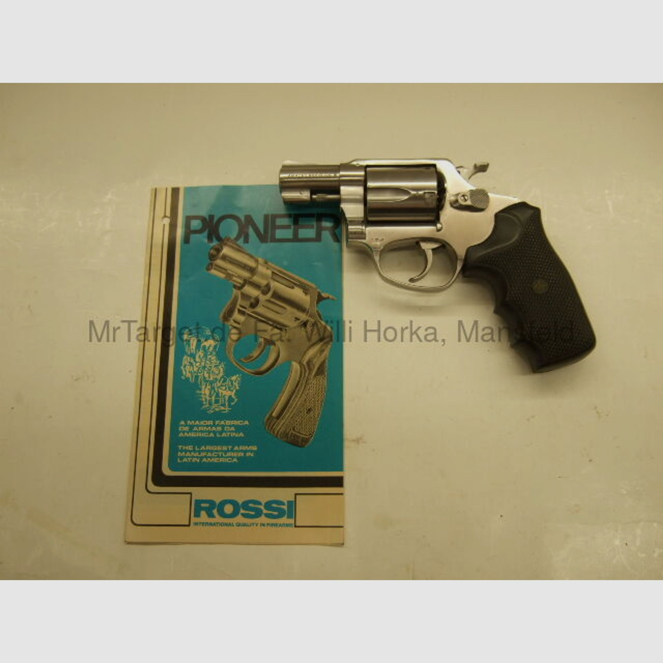 Rossi	 27 (Pioneer) * 5schüssig * Fangschußwaffe * stainless