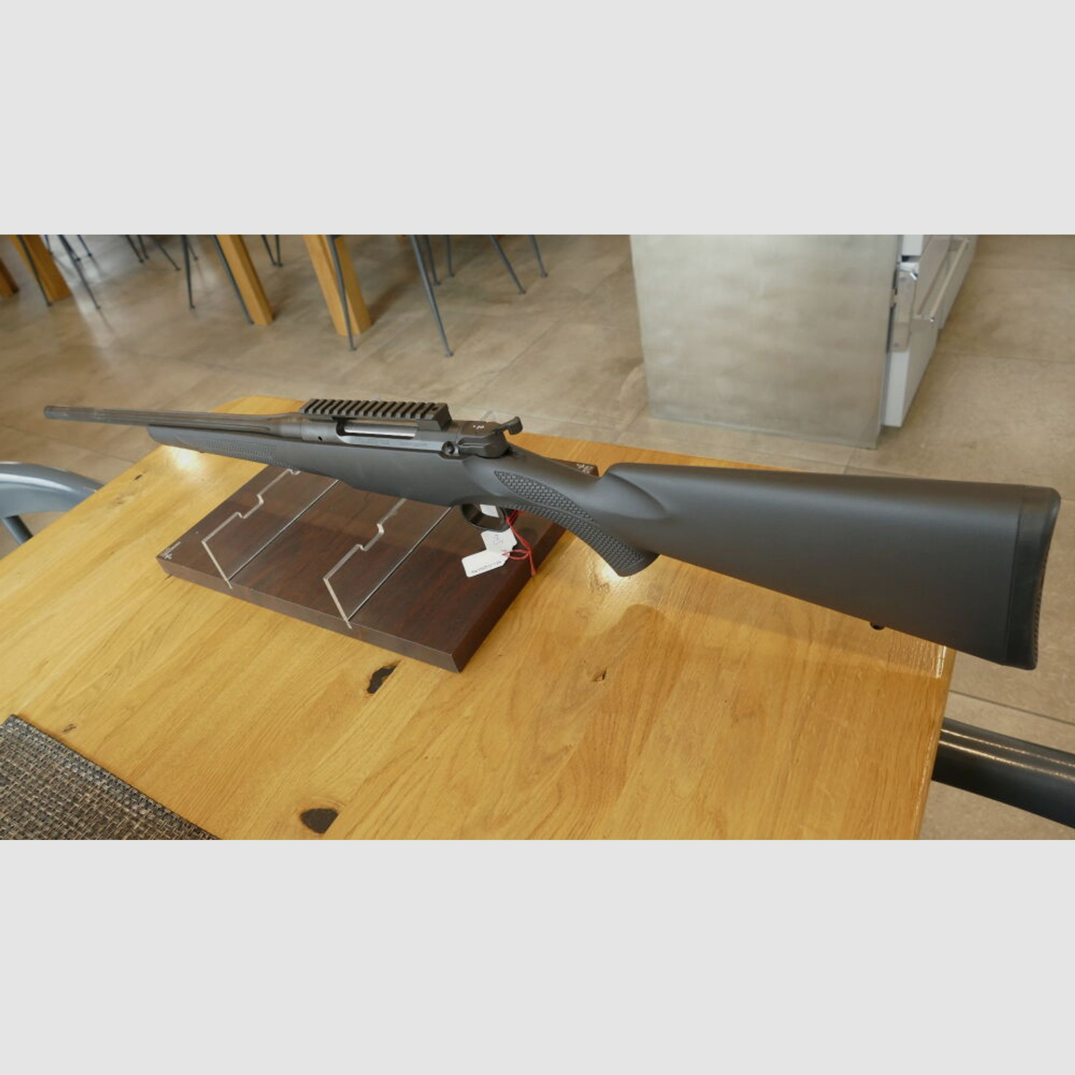 Mauser	 M12 Impact