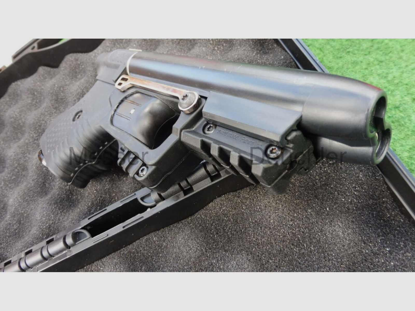 Piexon	 JPX Jet Defender Pfefferpistole mit Laser Selbstverteidigungsgerät