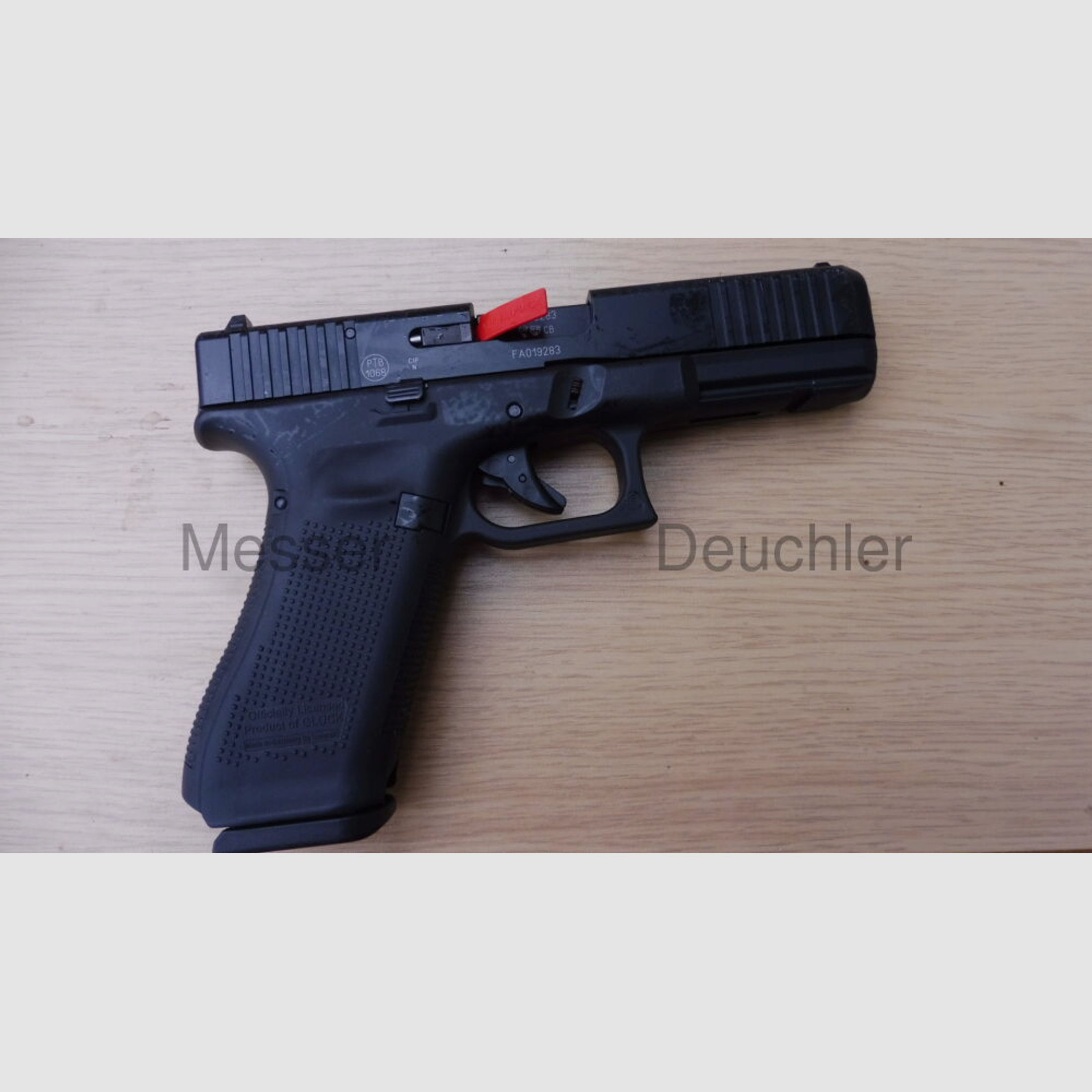 Umarex	 Glock 17 Gen5 Schreckschusswaffe  Black