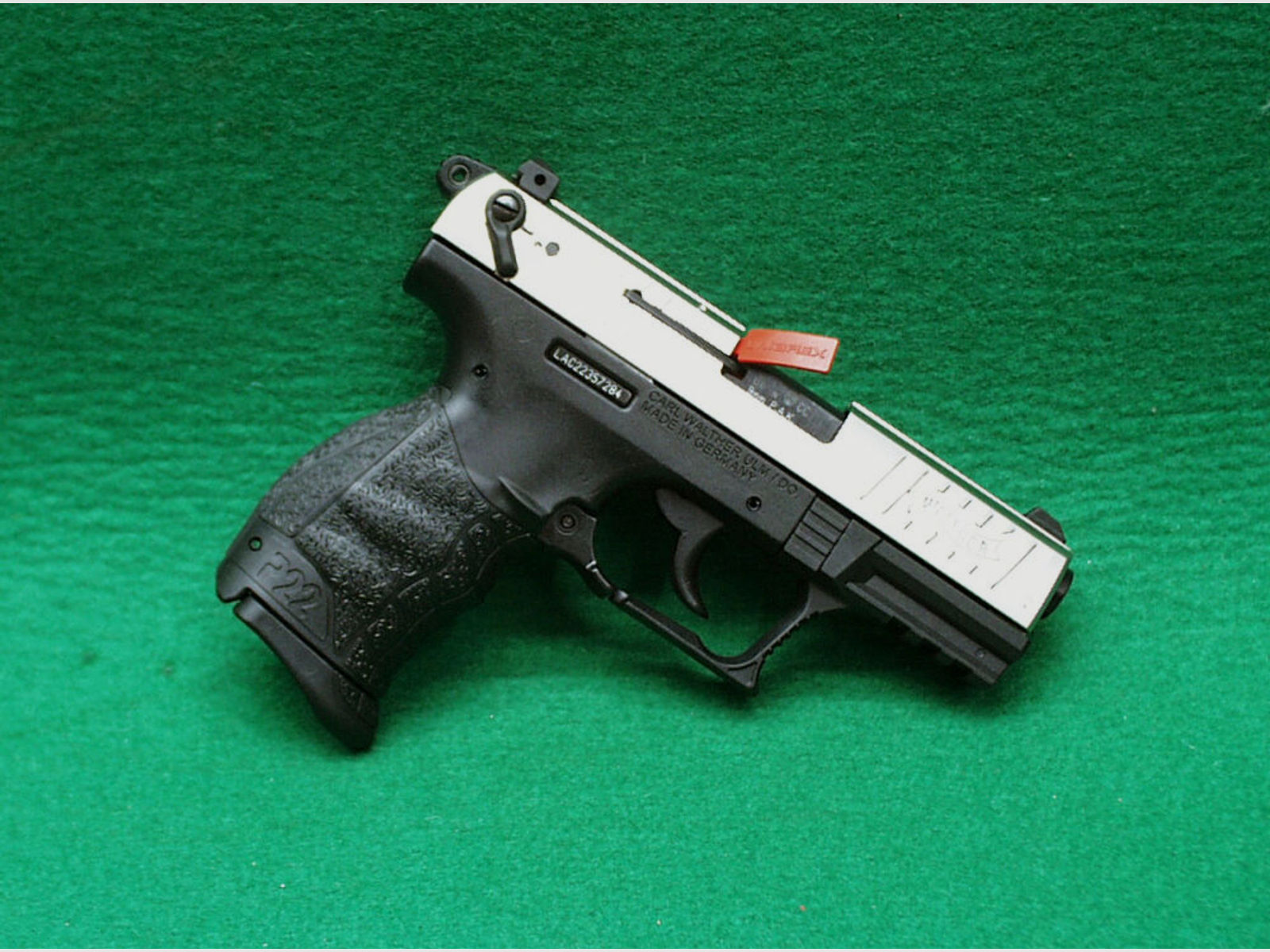Walther	 Schreckschuss-Pistole P22Q, vernickelt