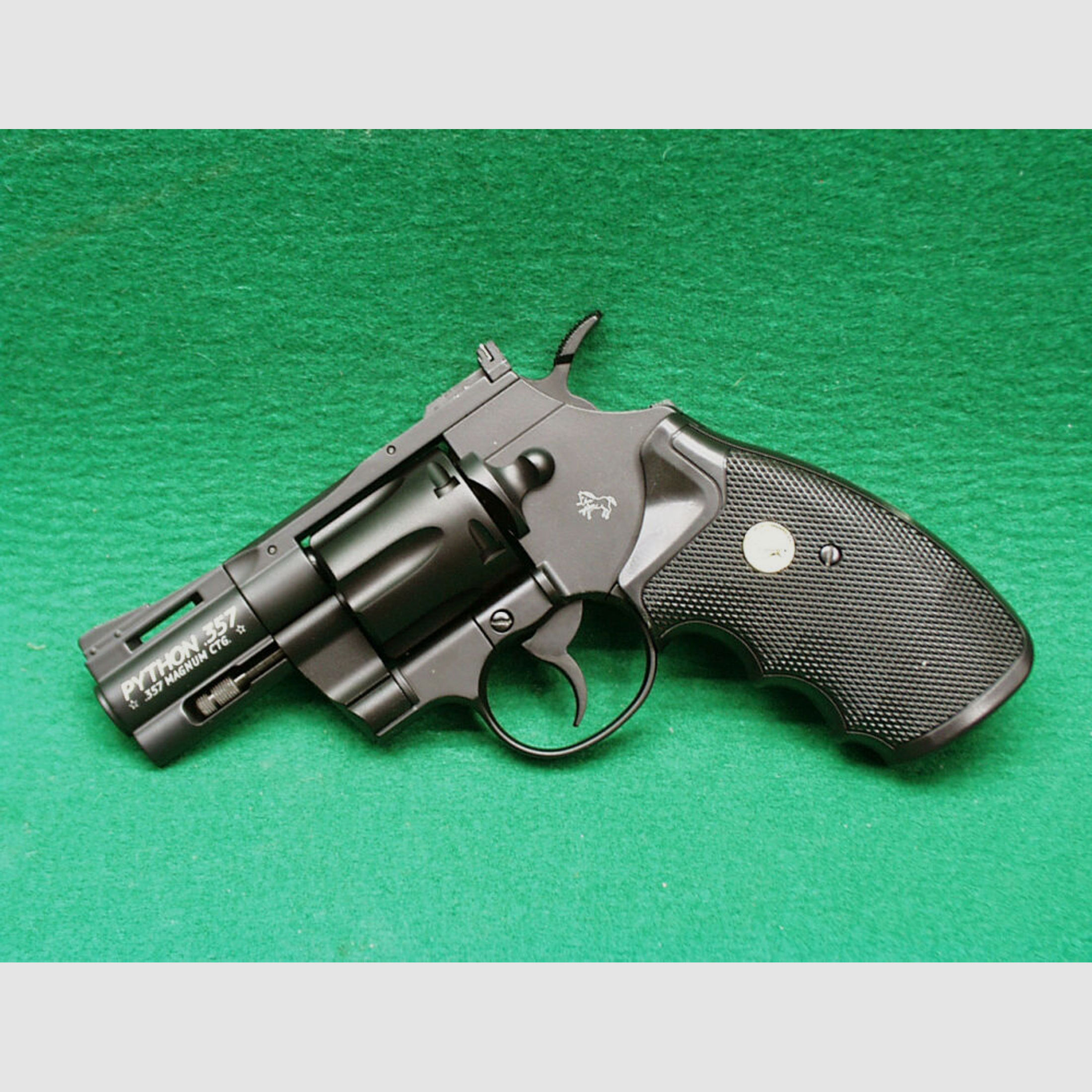 Umarex	 Colt Python .357 Magnum CTG. CO2 Revolver