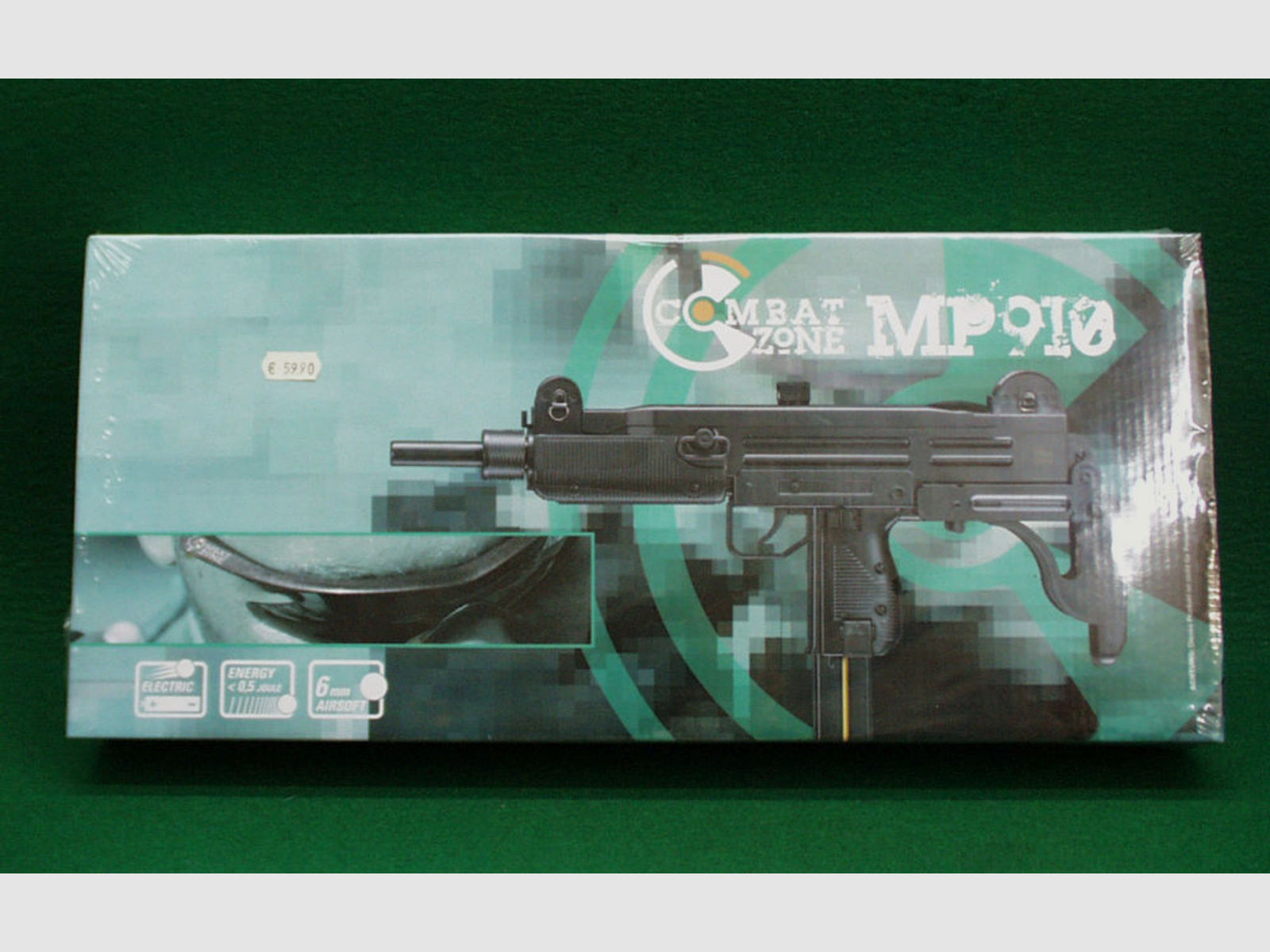 Combat Zone	 MP 910