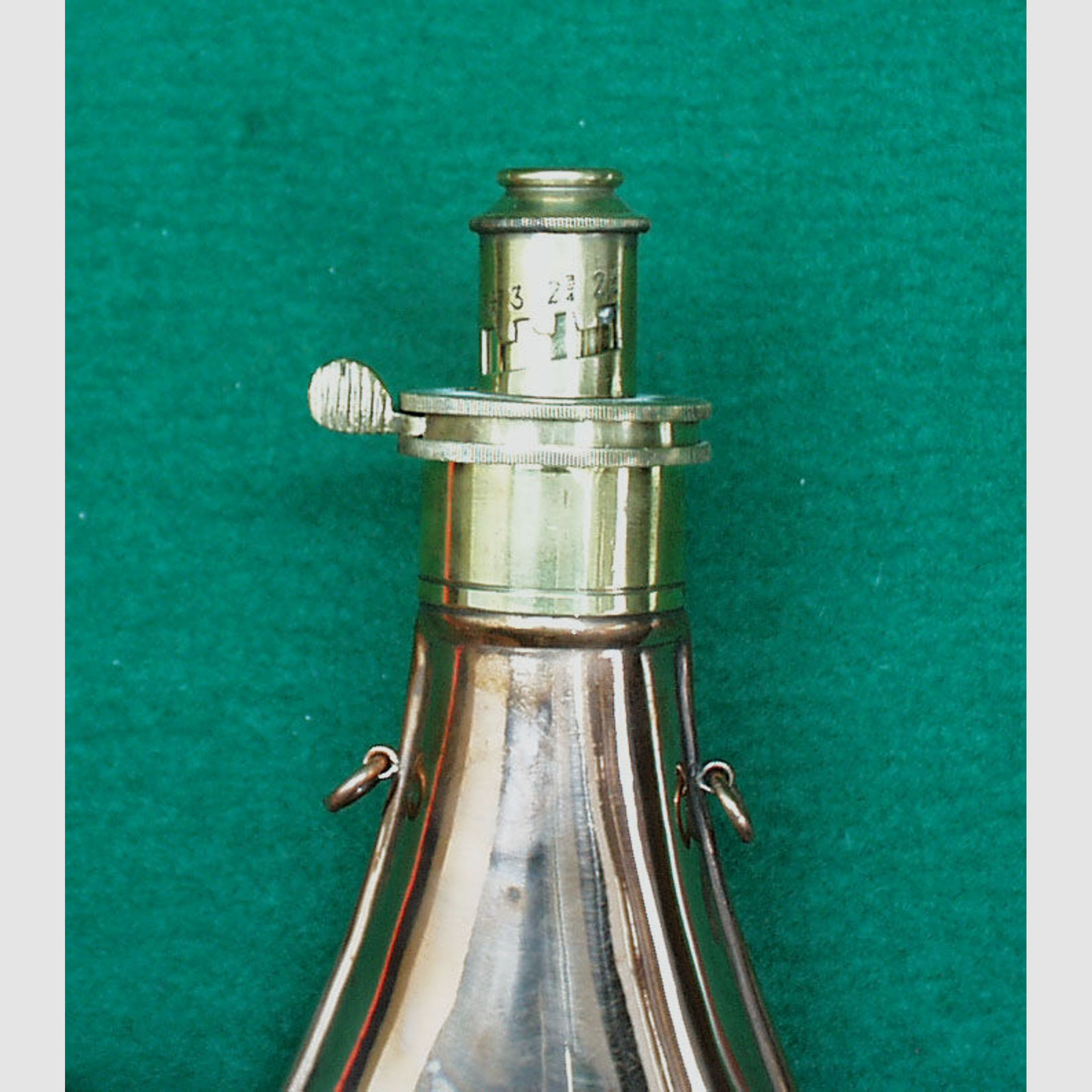 Indien	 Pulverflasche, Kupfer