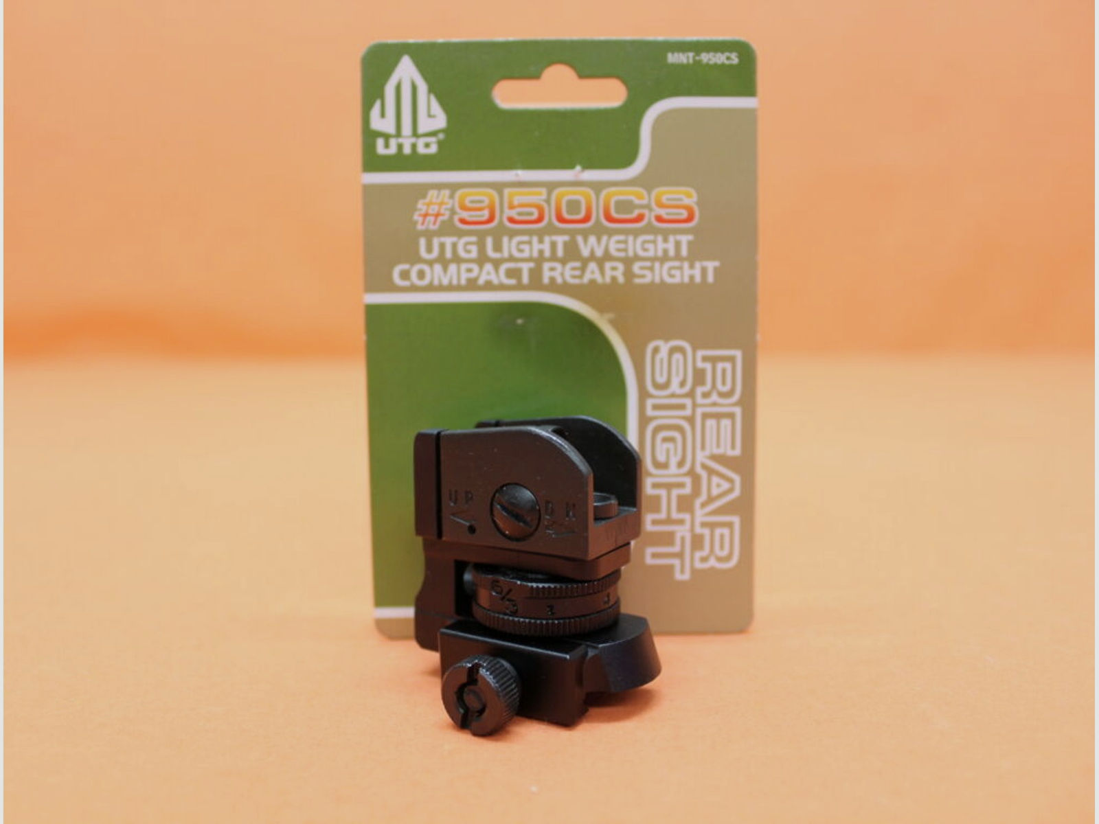 UTG - Leapers	 UTG Detachable Rear Sight Compact (MNT-950CS) Light Weight AR-15 A2 Dioptervisier f. Picatinnyprofil
