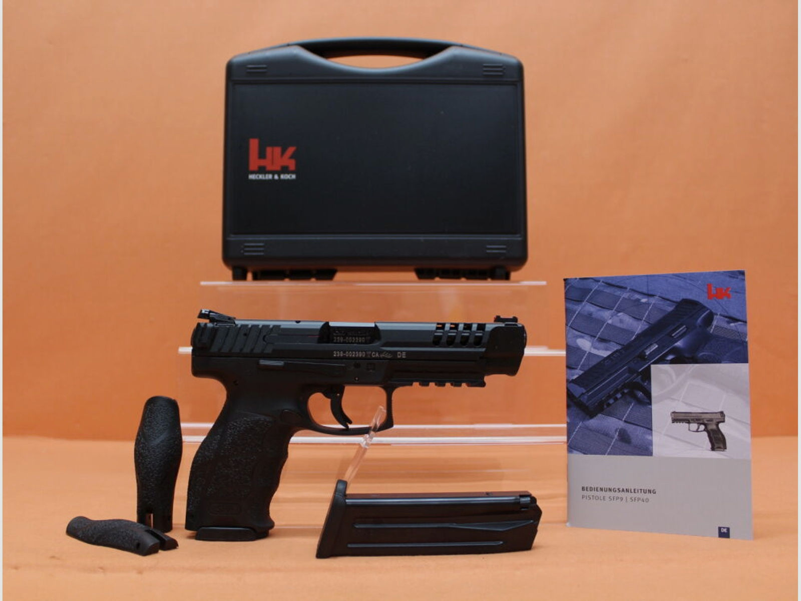 Heckler & Koch HK	 Ha.Pistole 9mmLuger Heckler&Koch/H&K HK SFP9L PB (SF) 127mm Polygonlauf/ Push-Button (9mmPara/9x19)