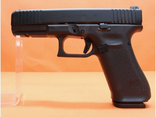 Glock	 Ha.Pistole .40S&W Glock 22 Gen5 114mm Lauf/ Front Serrations/ Reservemagazin