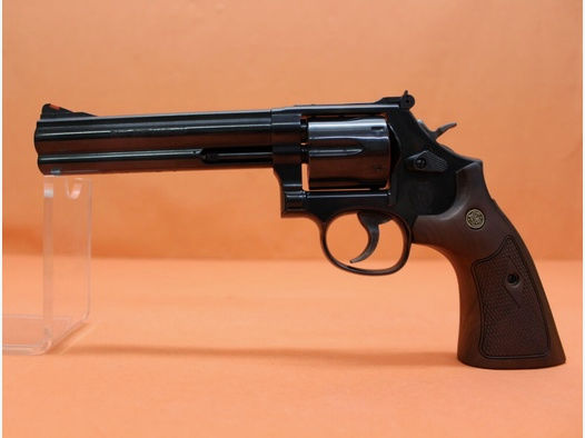 Smith & Wesson/S&W	 Revolver .357Magnum Smith&Wesson/ S&W586-8  6" Lauf/ Mikrometervisier/ Holzgriffschalen