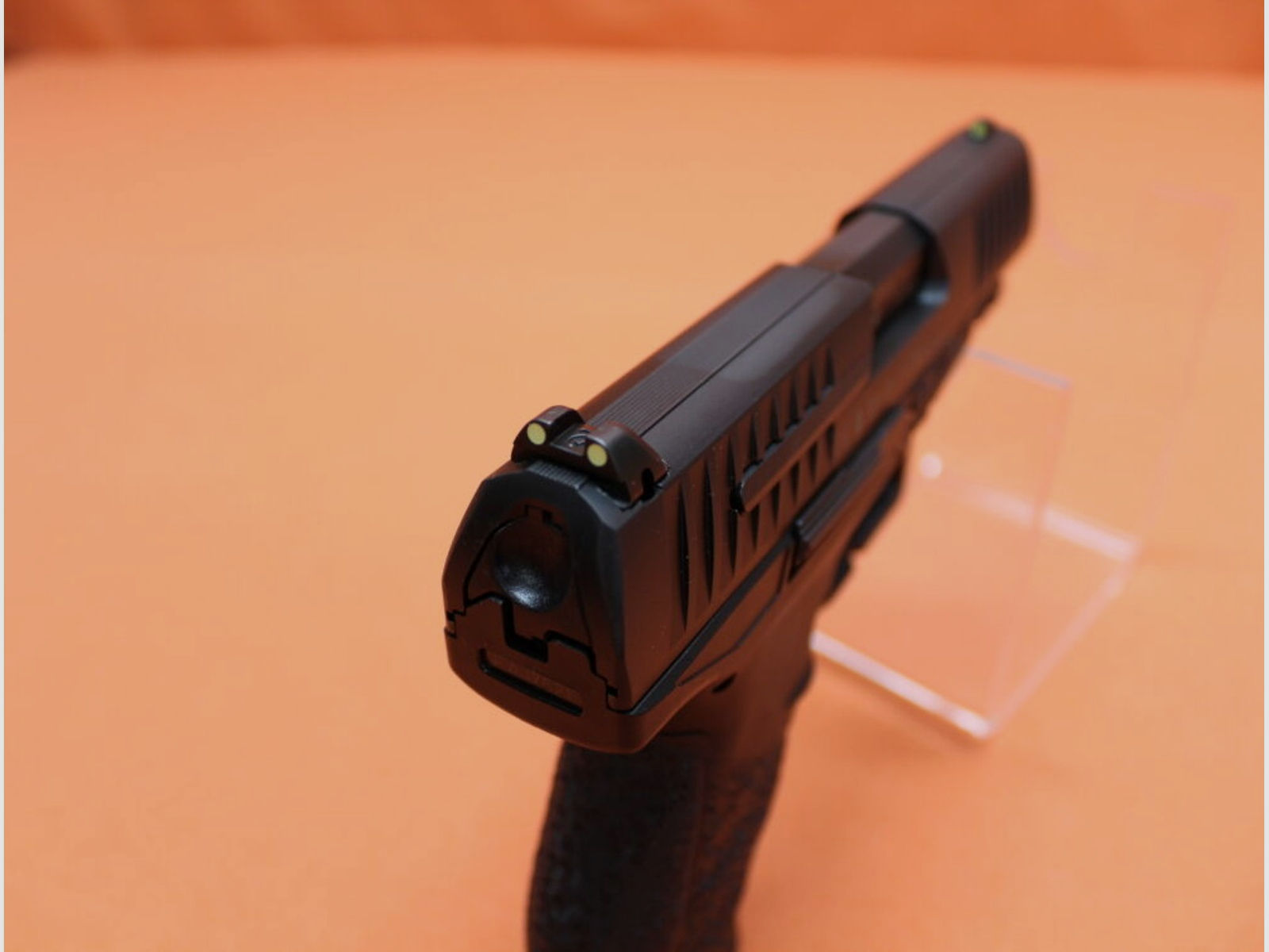 Walther	 Ha.Pistole 9mmLuger Walther PPQ M1 Classic SEK-D 4" Polygonlauf/3-Dot Stahl-Visierung (9mmPara/9x19)