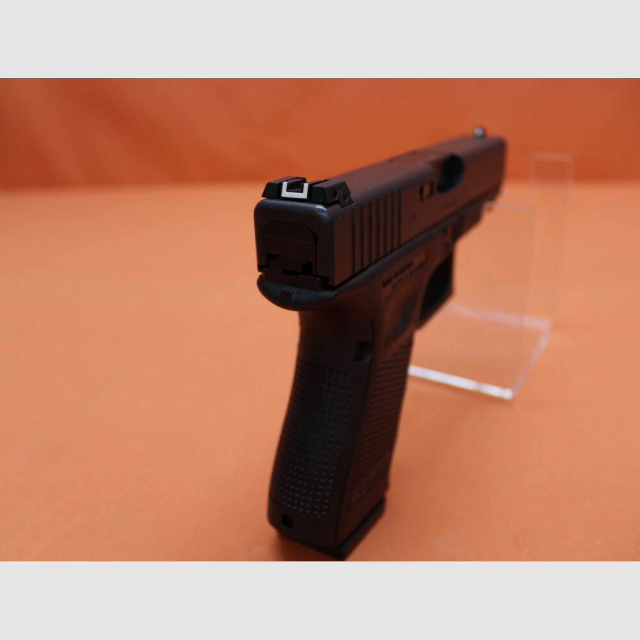 Glock	 Ha.Pistole .357SIG Glock32 Gen4 (ADJ) Lauf 102mm/ Reservemagazin