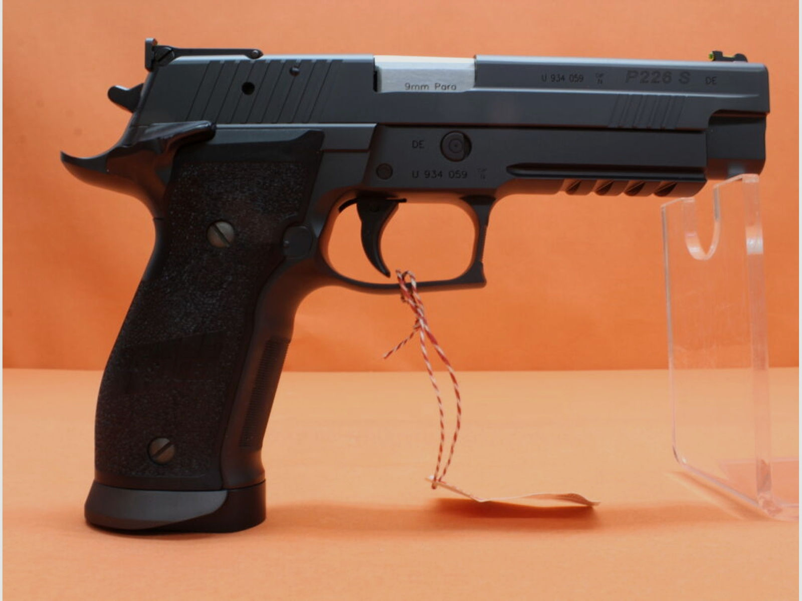 SIG Sauer	 Ha.Pistole 9mmLuger SIG Sauer P226S X-FIVE PRACTICAL Final Edition 5" Lauf/ Fiberkorn (9mmPara/9x19)