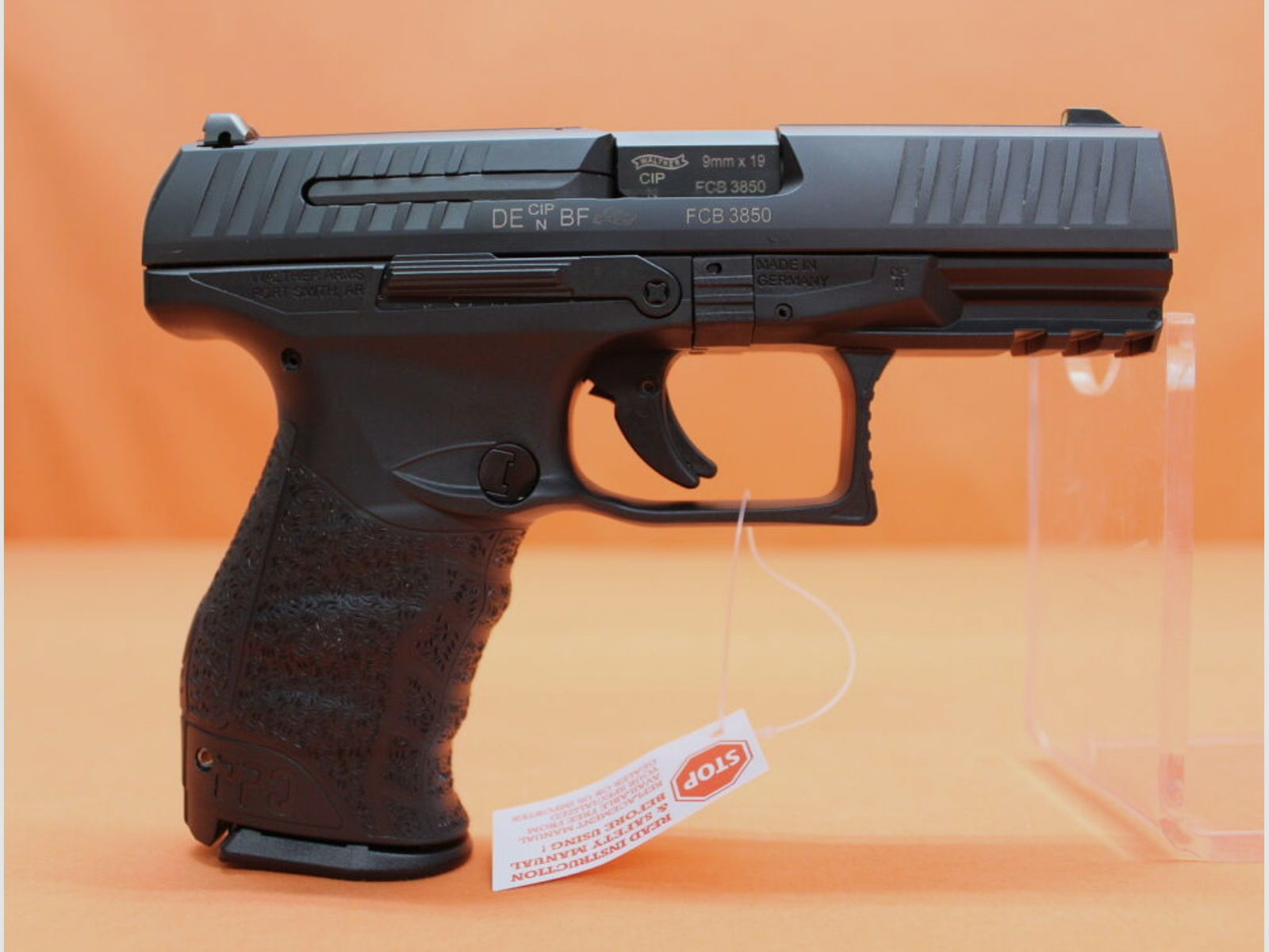 Walther	 Ha.Pistole 9mmLuger Walther PPQ M2B 4" Polygonlauf/ 3-Dot Stahl-Visierung (9mmPara/9x19)