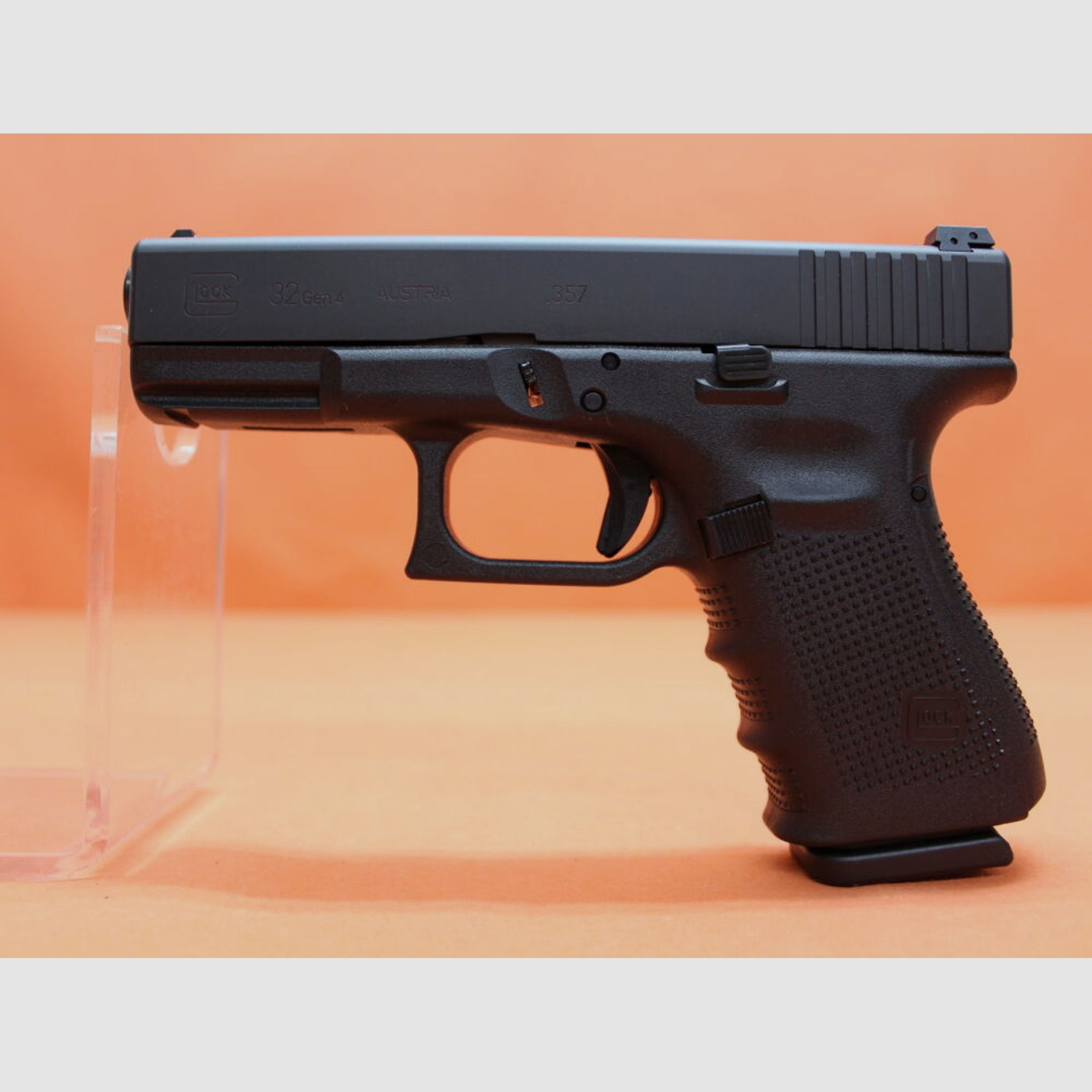 Glock	 Ha.Pistole .357SIG Glock32 Gen4 (ADJ) Lauf 102mm/ Reservemagazin