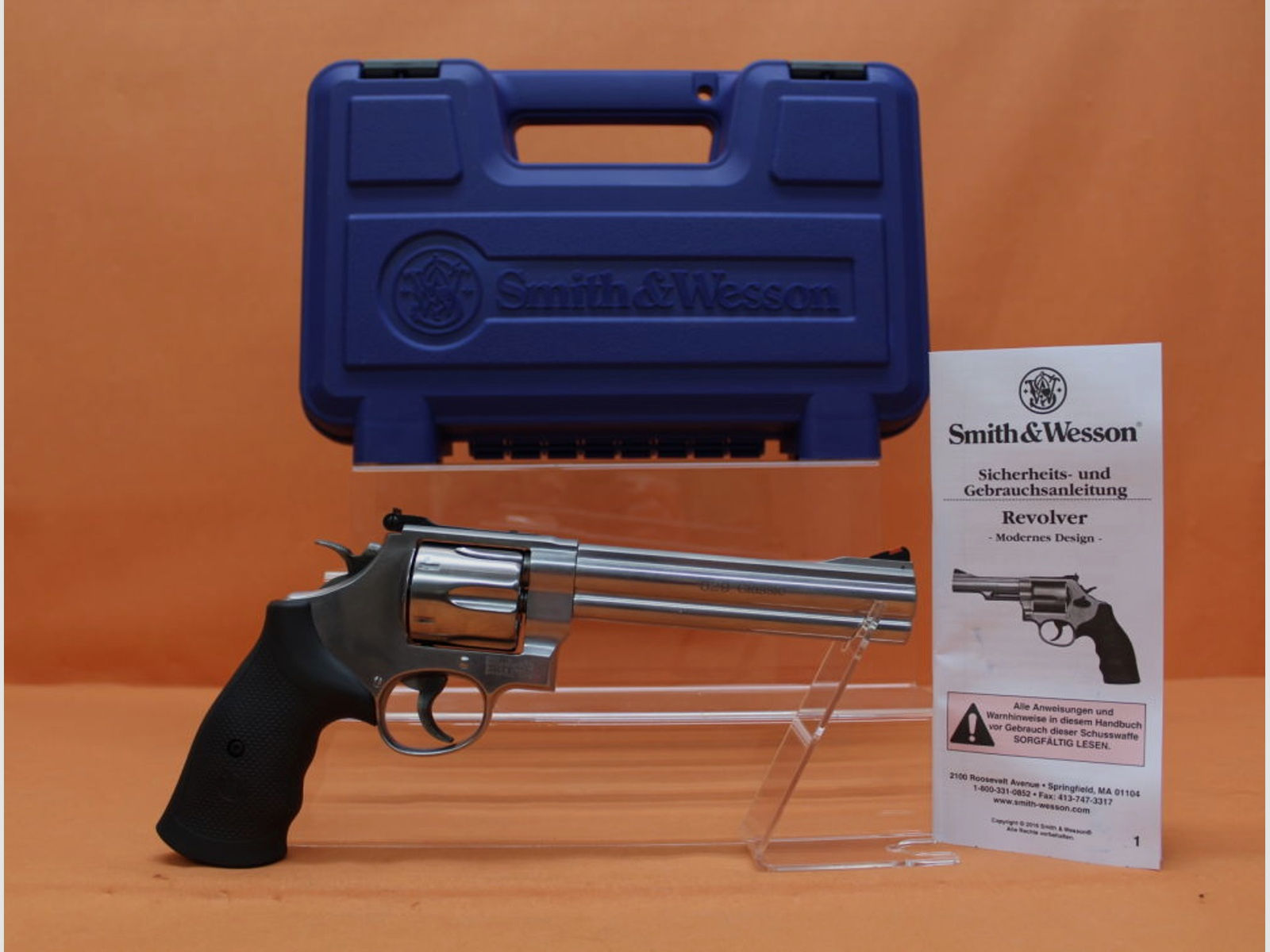 Smith&Wesson, S&W	 Revolver .44RemMagnum Smith&Wesson/ S&W629-6 Clasic Stainless 6,5" Lauf/Mikrometervisier/Gummigriff