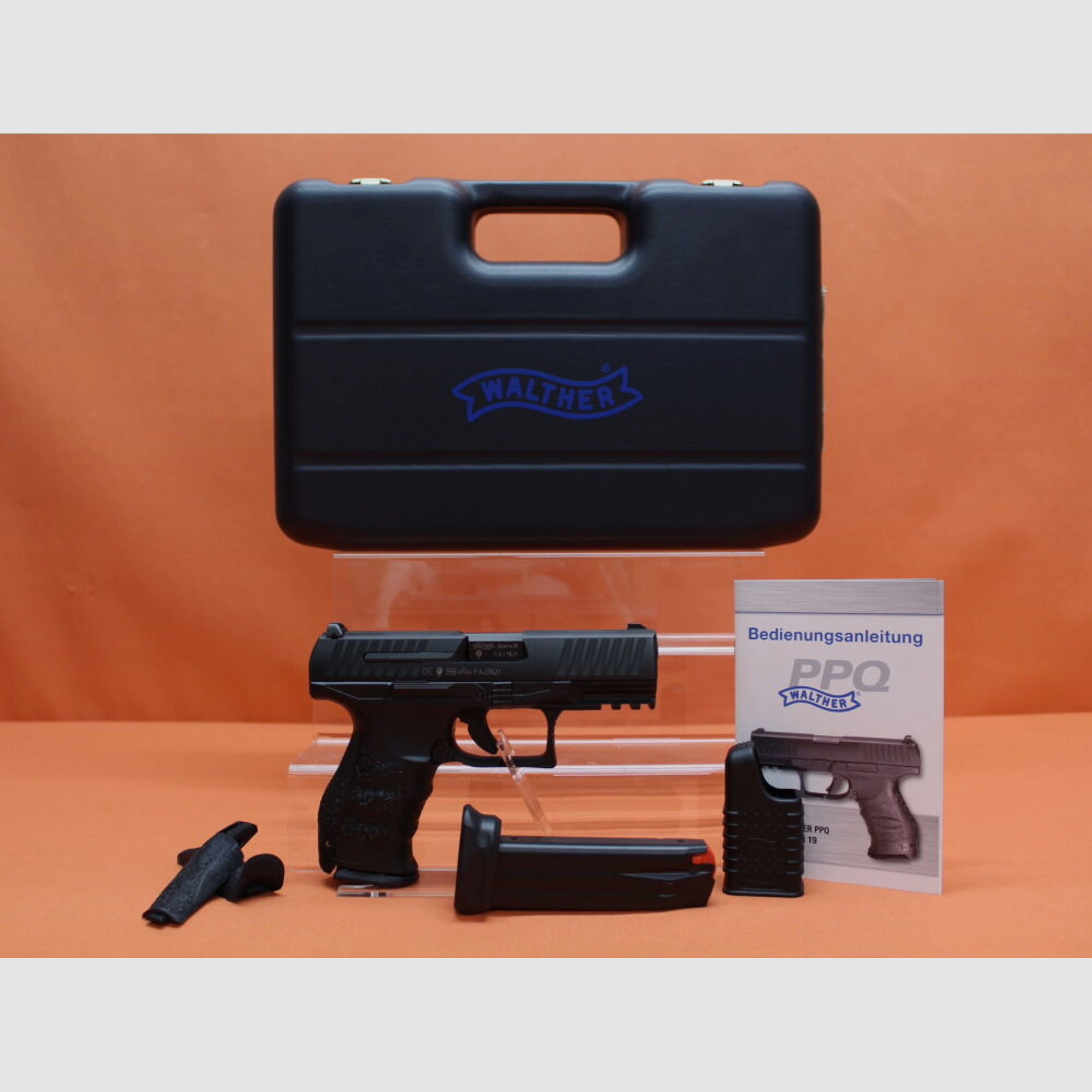 Walther	 Ha.Pistole 9mmLuger Walther PPQ M1 Classic SEK-D 4" Polygonlauf/3-Dot Stahl-Visierung (9mmPara/9x19)