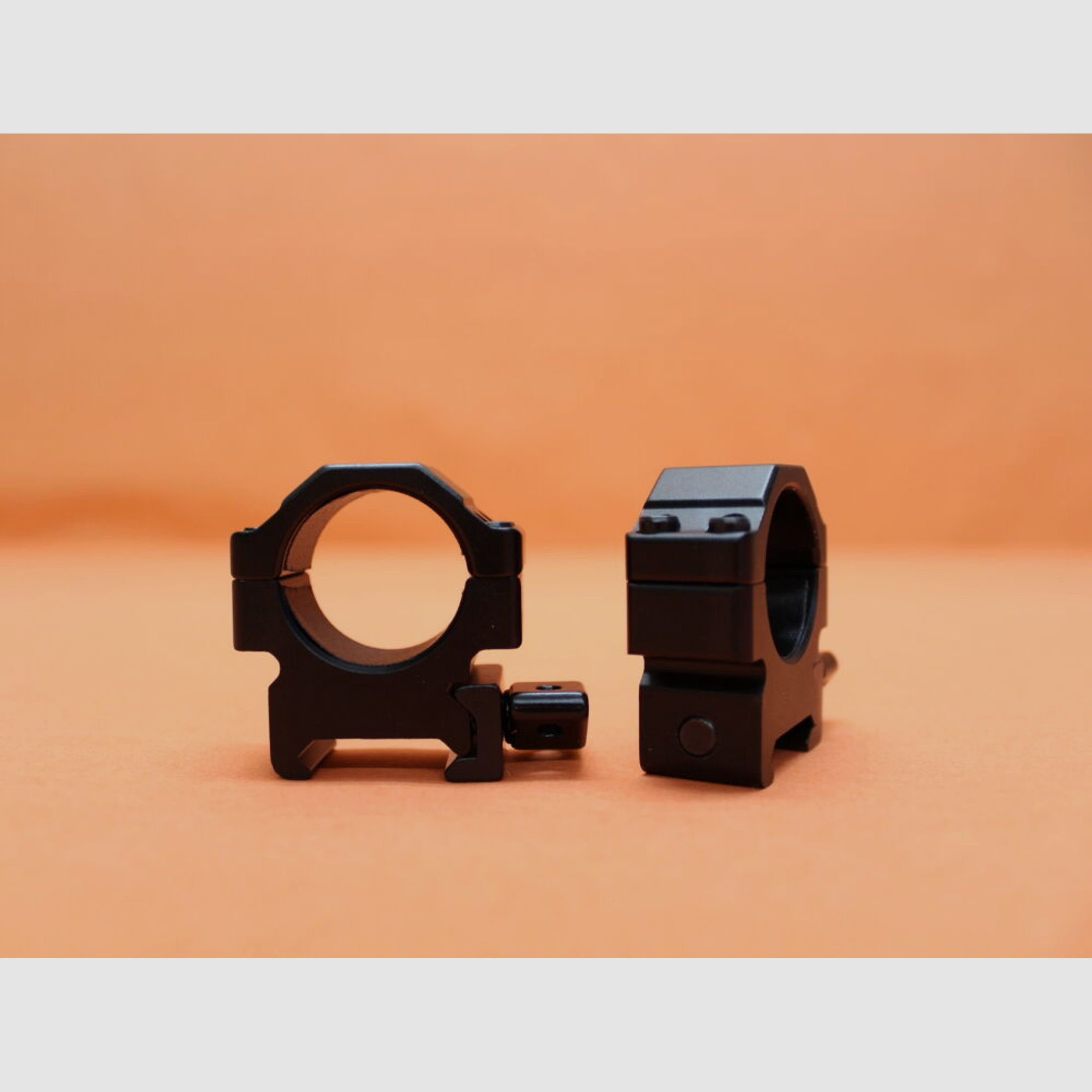 UTG - Leapers	 UTG QD Montageringe 1" Low (RG2W1104) Twist Lock Alu schwarz für Picatinnyprofil BH=10mm