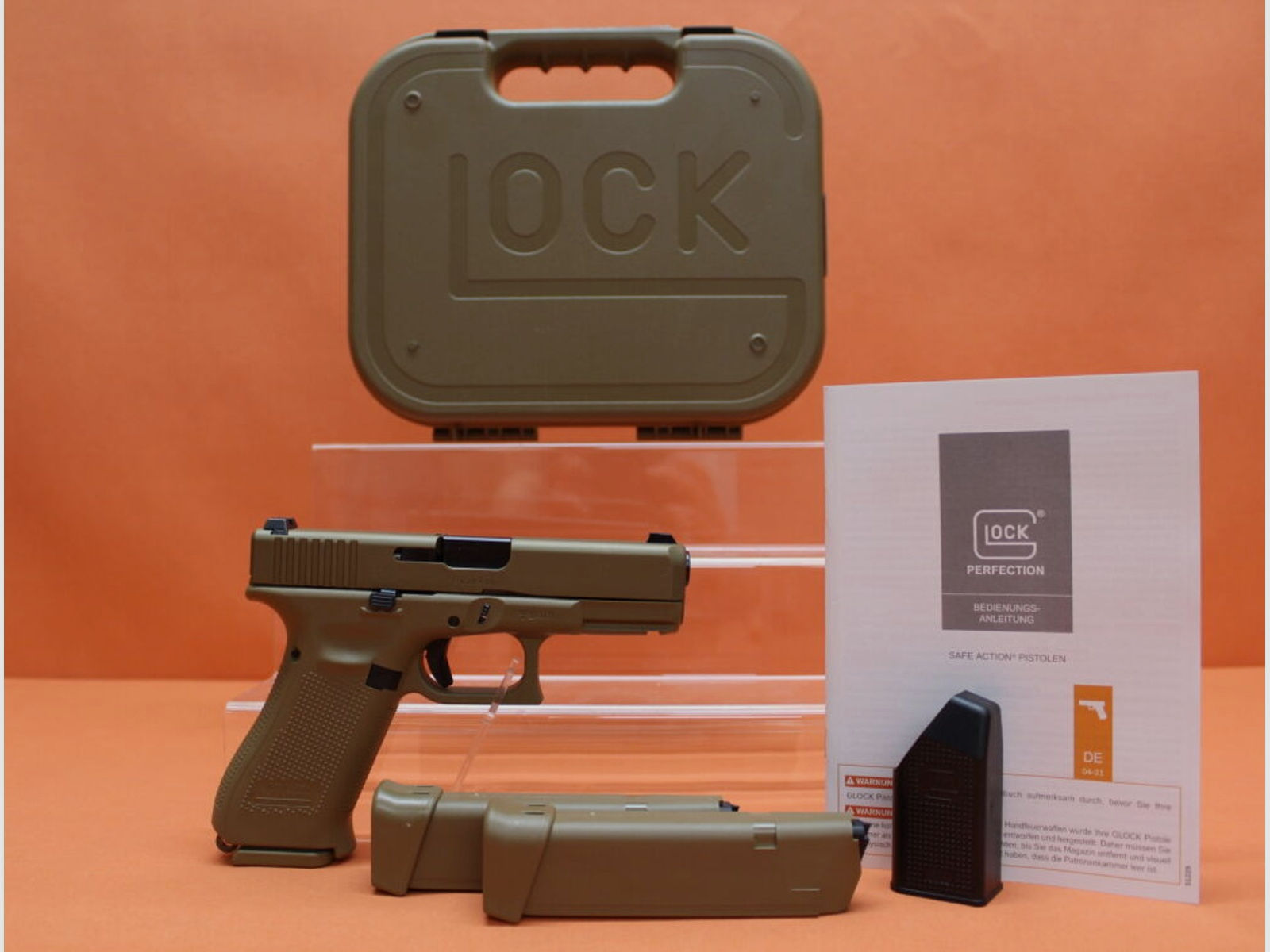 Glock	 Ha.Pistole 9mmLuger Glock19X Coyote (Typ Gen5) 102mm Lauf/ 2 Reservemagazine (9mmPara/9x19)