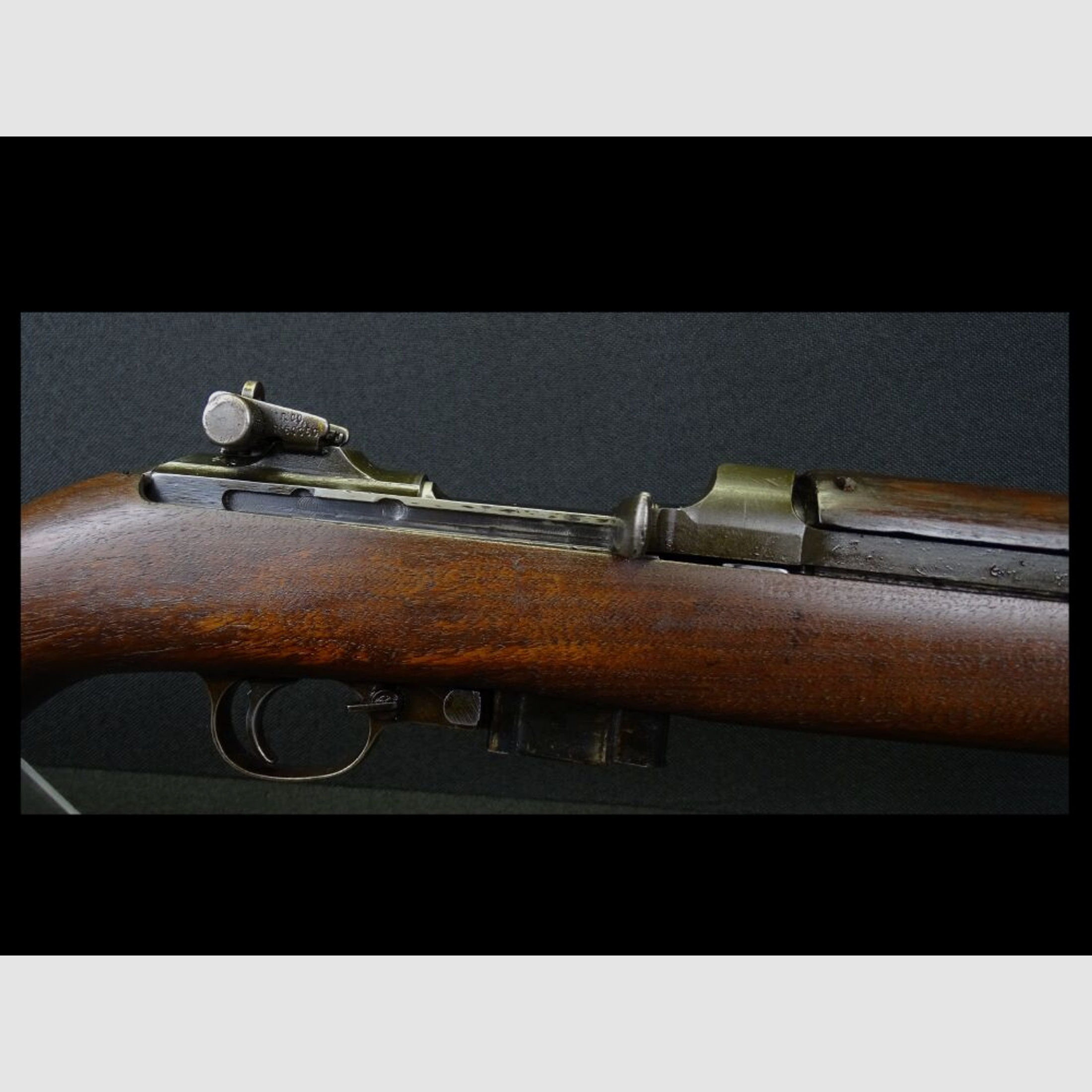 Winchester	 30M1 Carbine