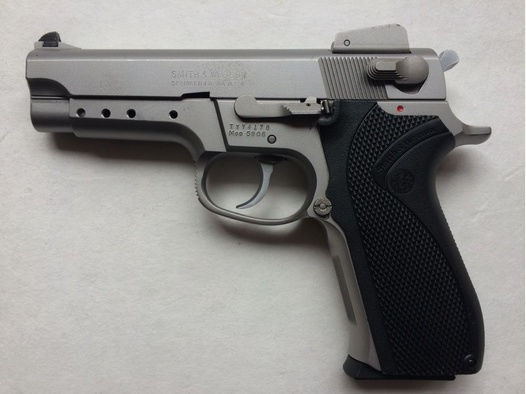 Smith and Wesson	 5906