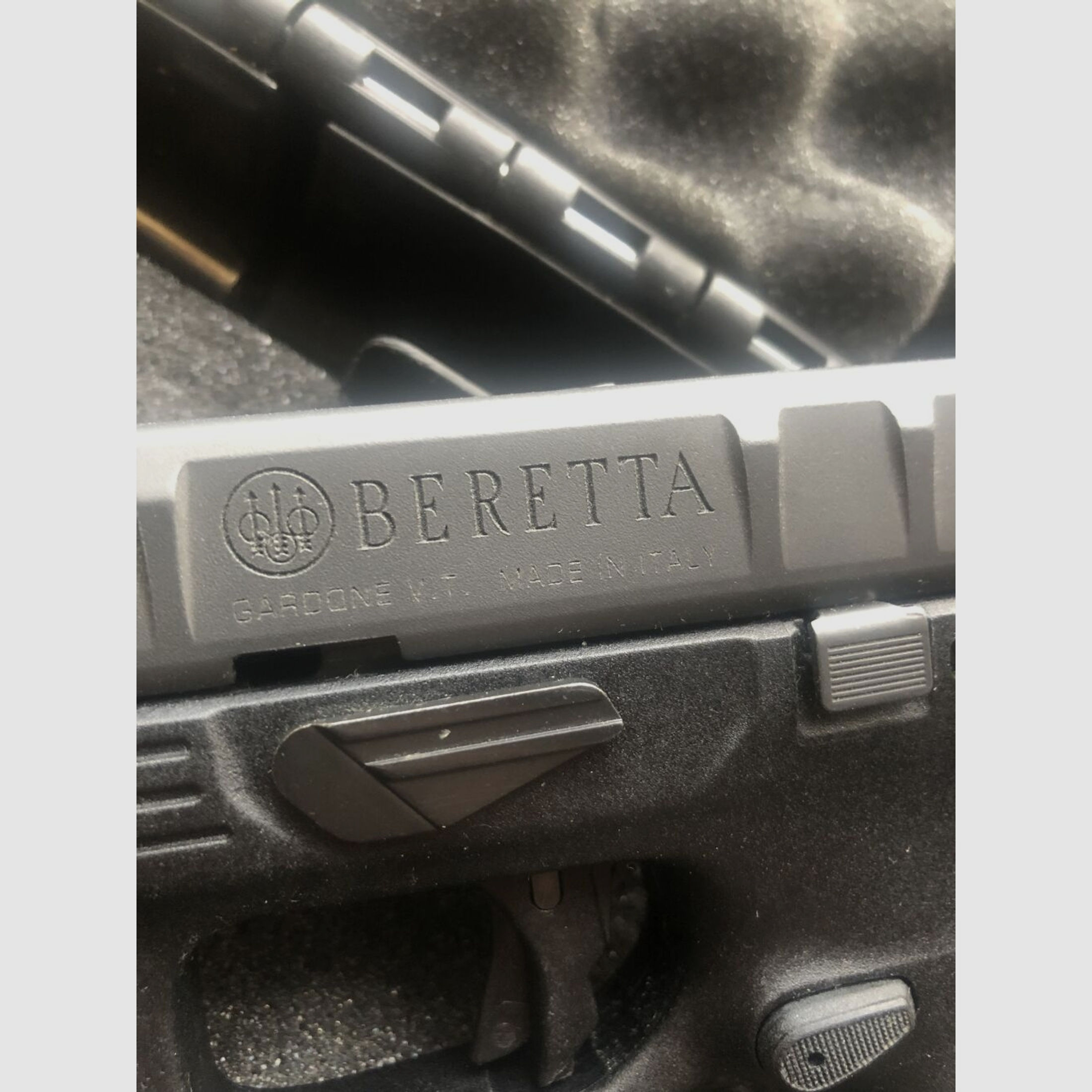 Beretta	 APX