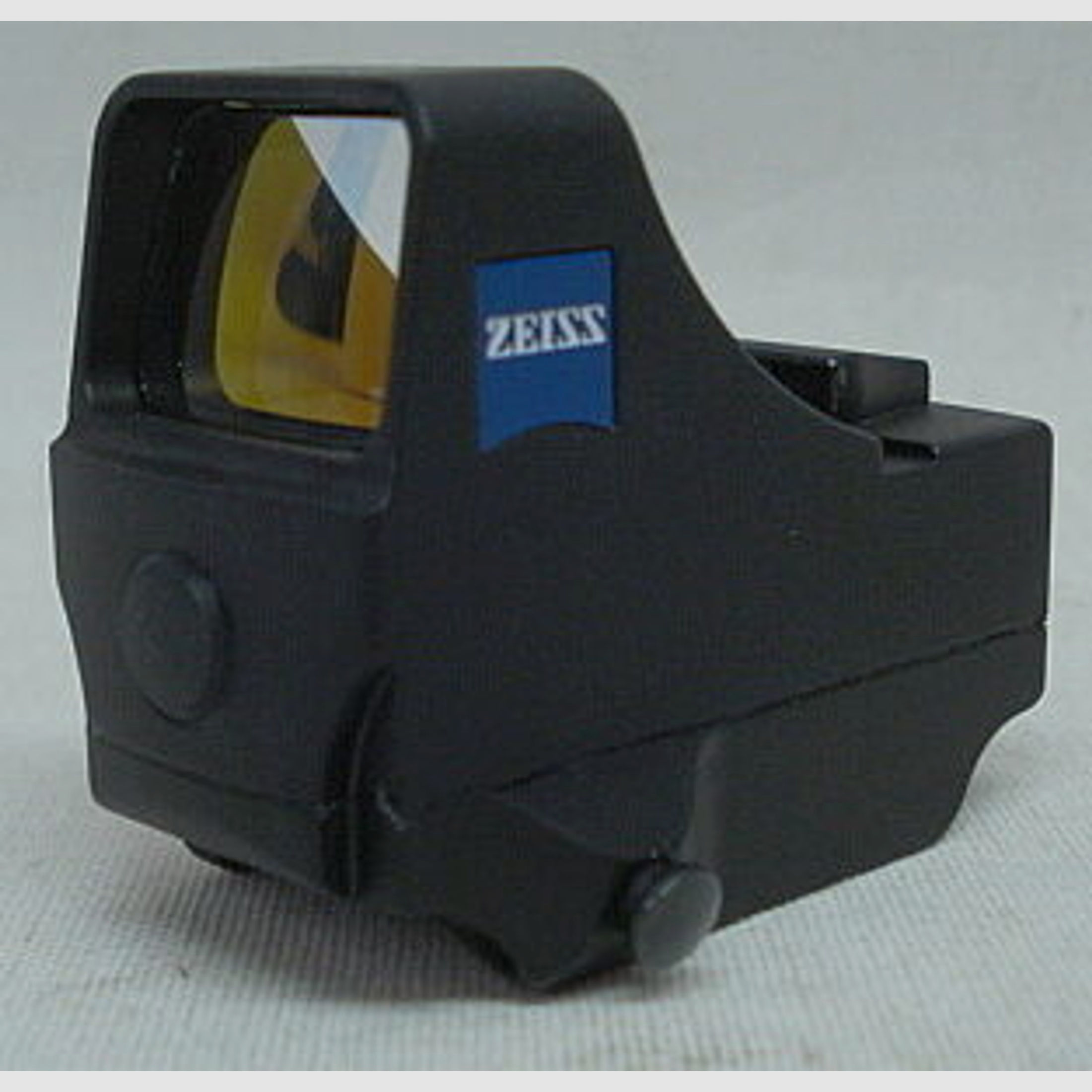 ZEISS	 Compact Point Blaser R93