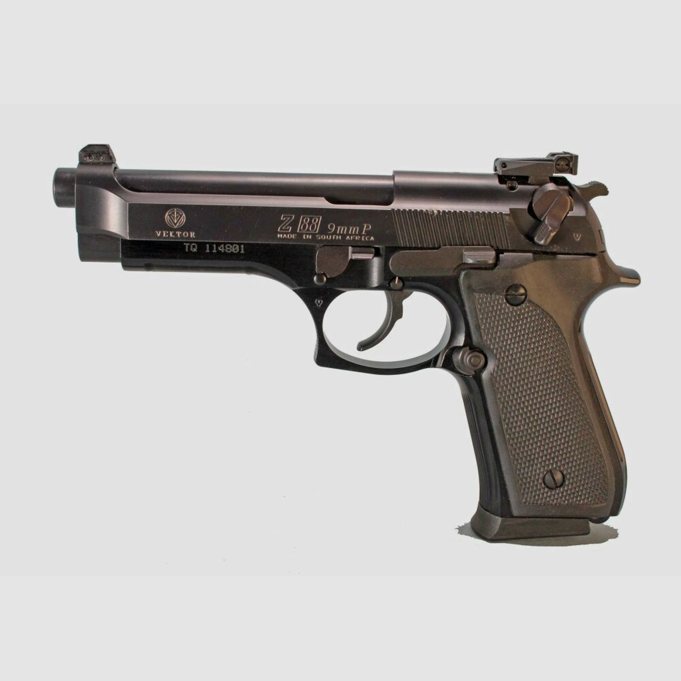 Sammlerkurzwaffen	 Vektor Pistole Z88 Kal. 9 Luger