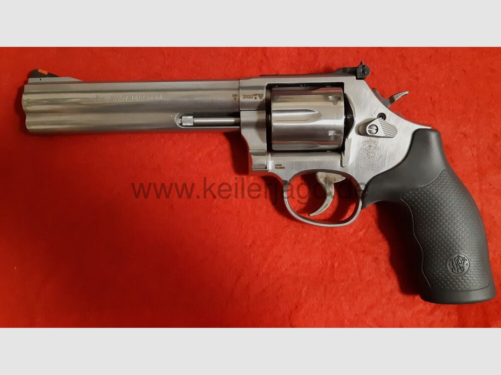 Smith & Wesson Mod. 686 Kal. 357 Magnum 6" Lauf mit rotem Rampenkorn