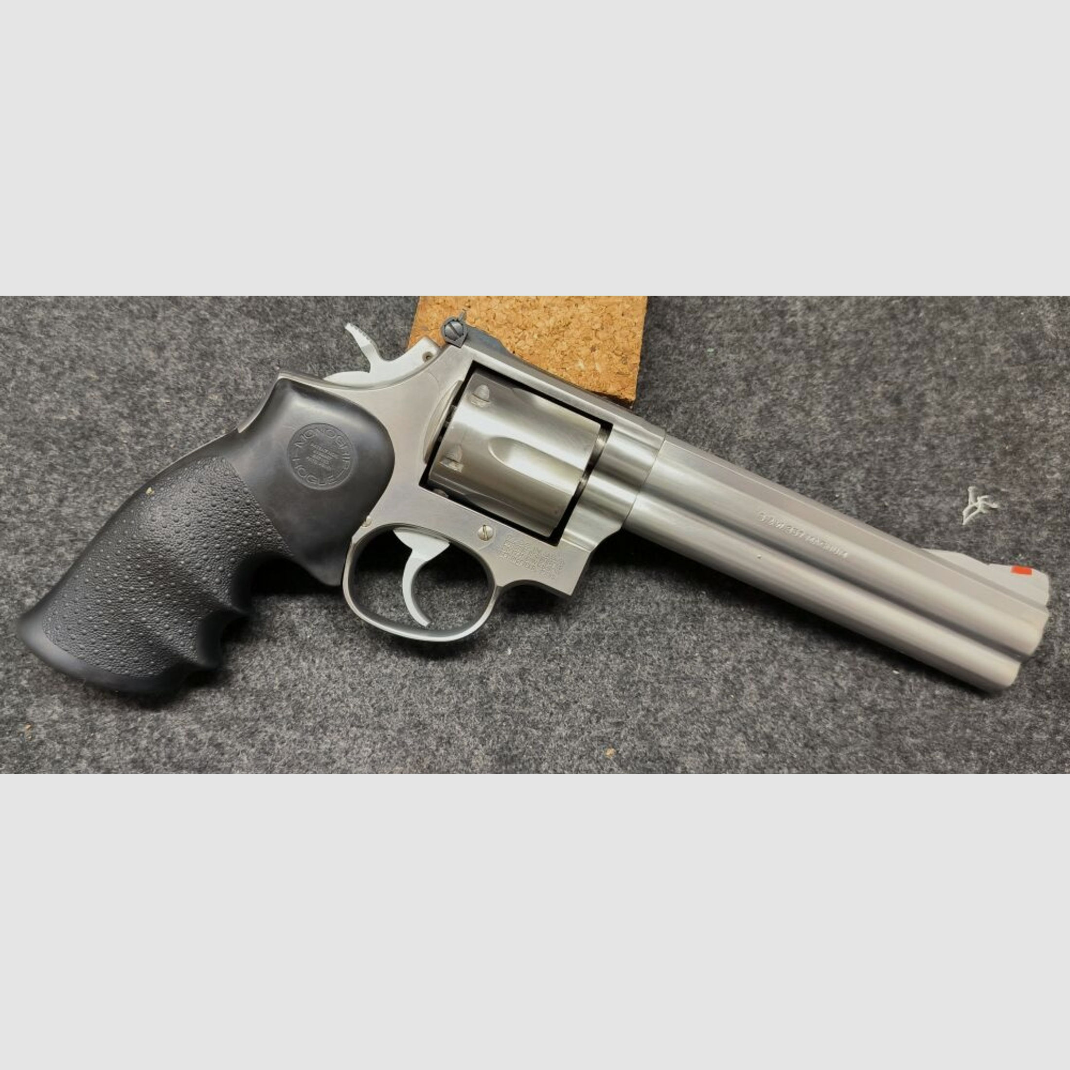 Smith & Wesson	 686-4