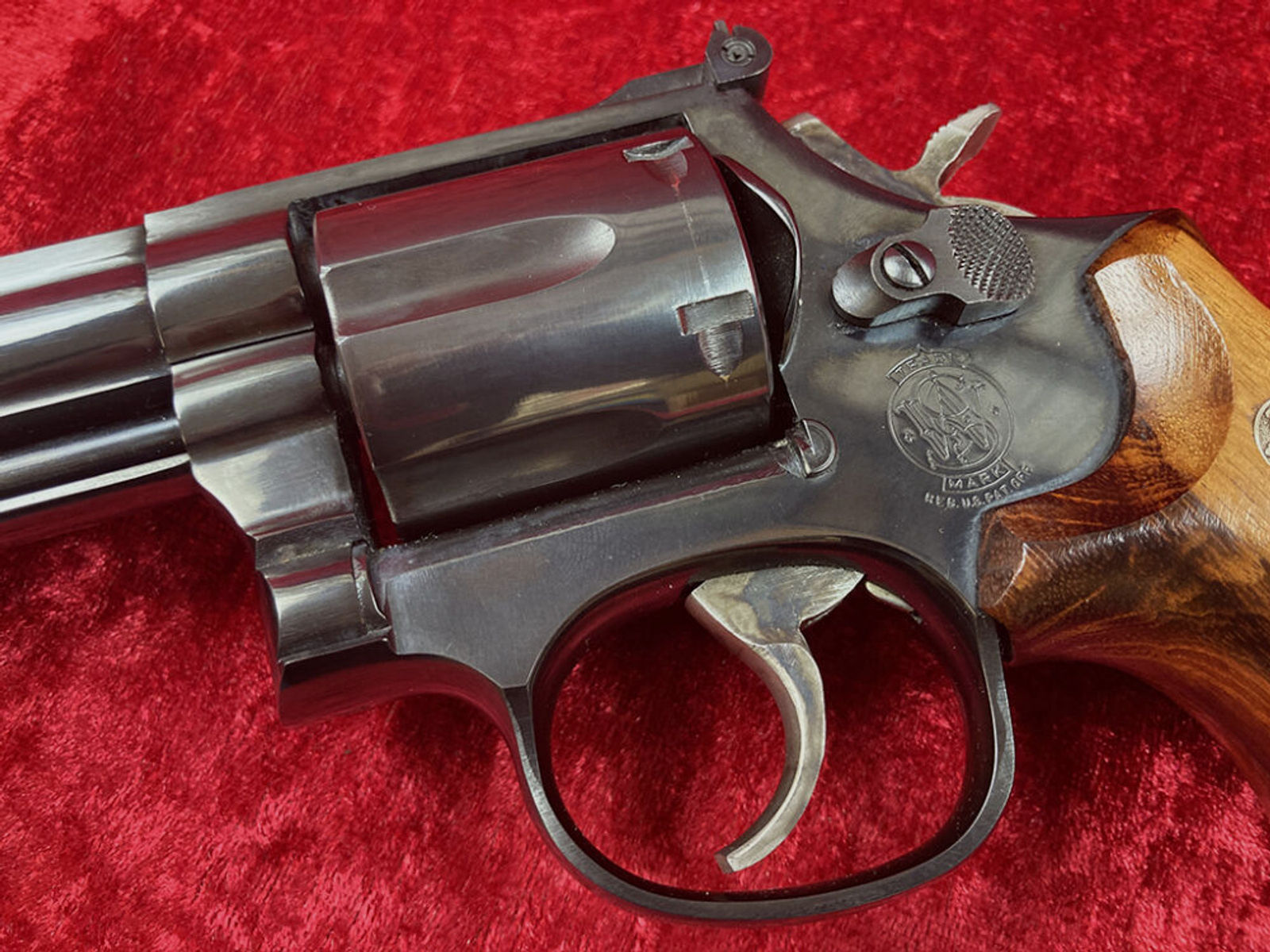 Smith & Wesson	 586-2
