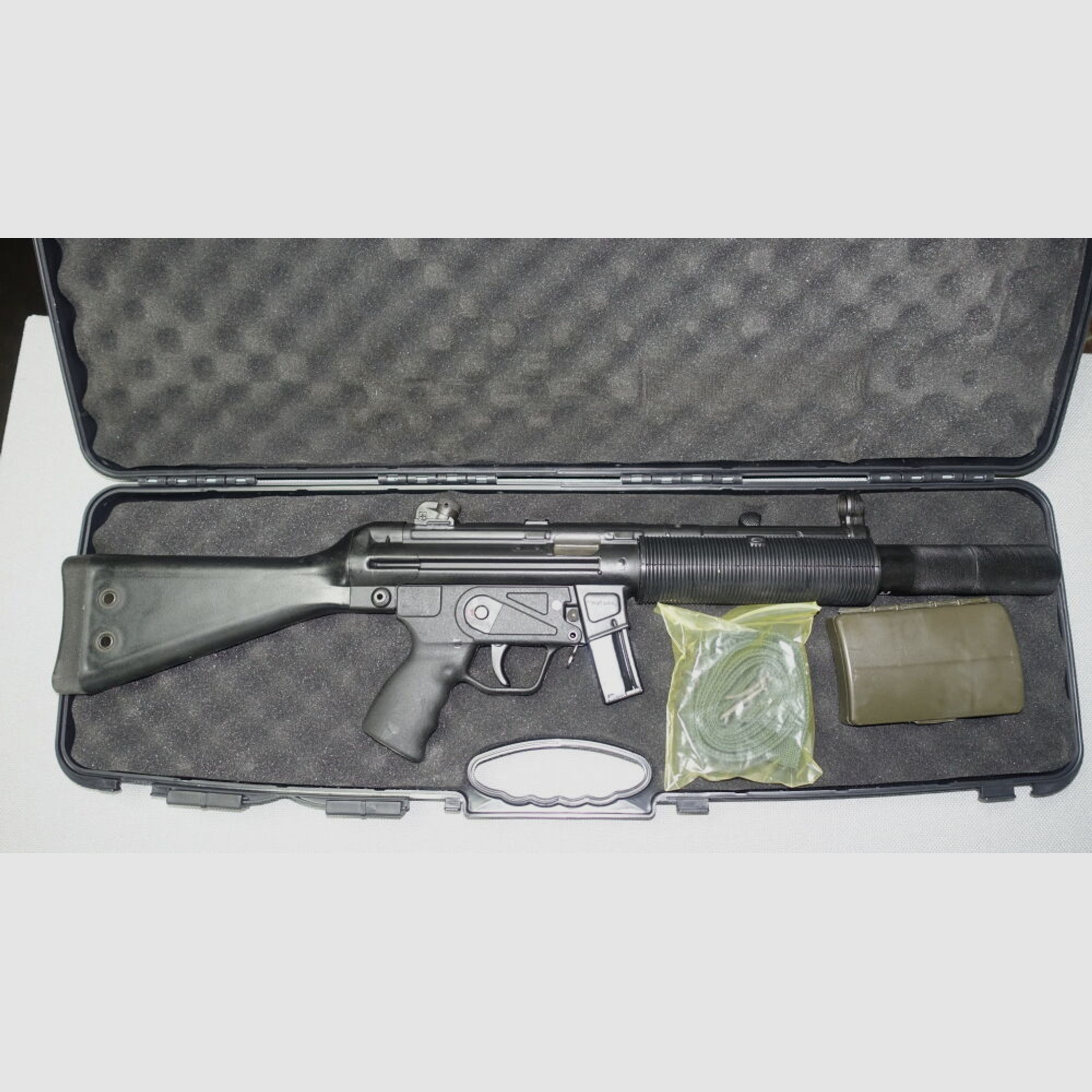 MKE  ( MP5 )	 T94 SD (Schalldämpfer)
