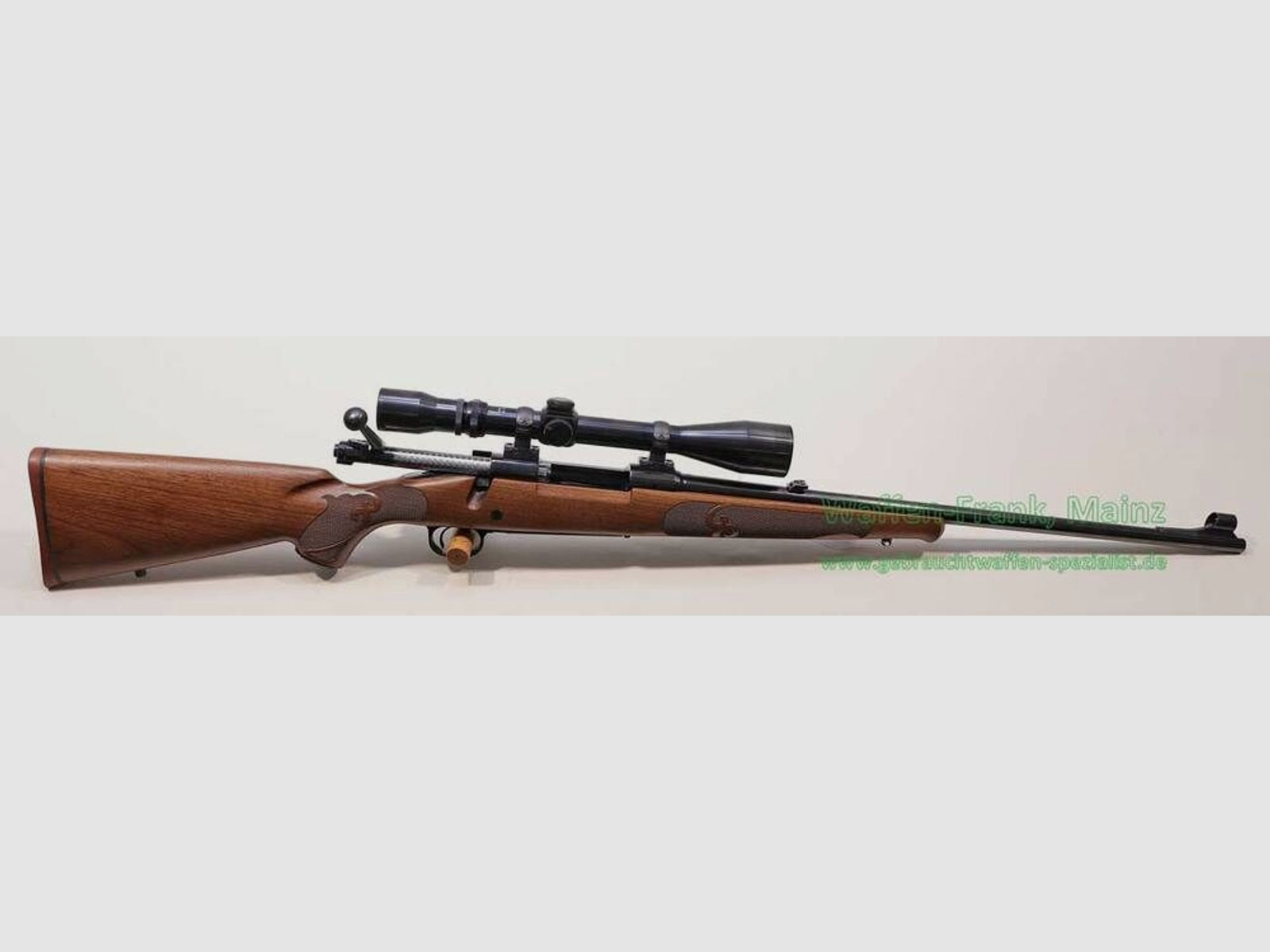Winchester - USA	 70 Featherweight XTR Deluxe