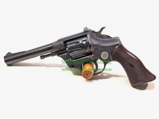 High Standard - USA	 DA-Revolver Mod. R100