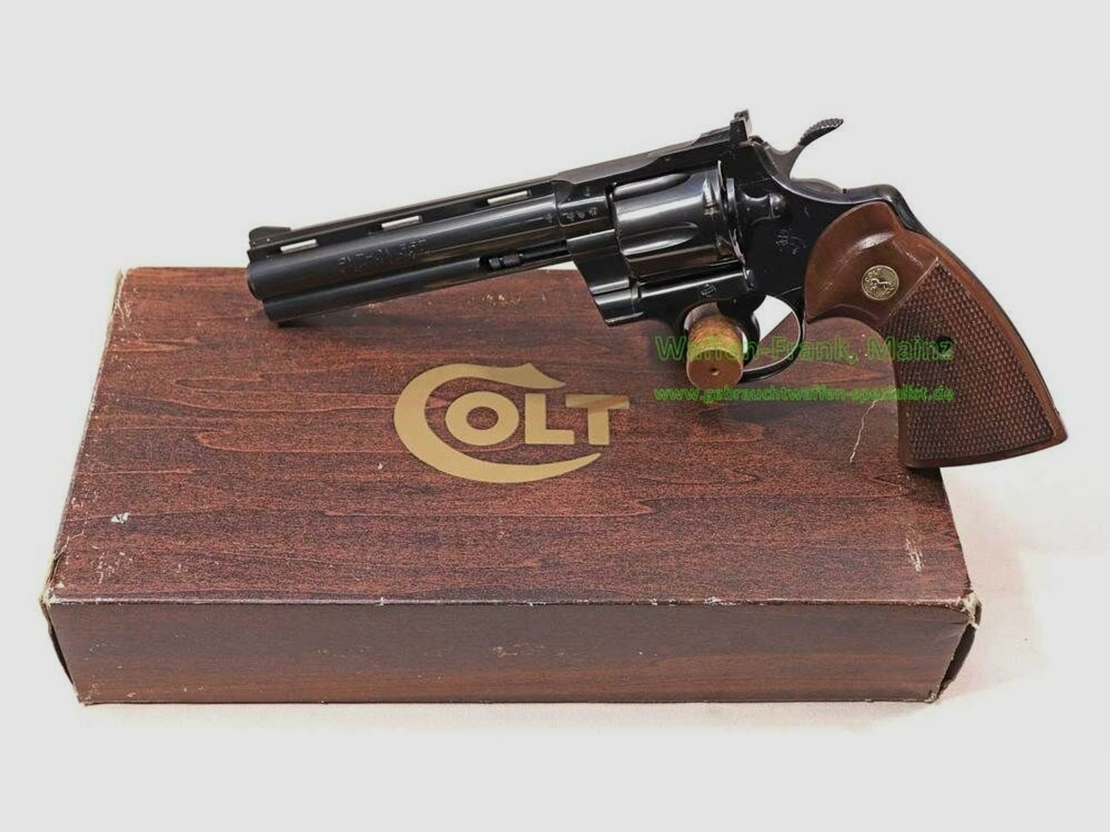 Colt - USA	 Revolver Colt Python