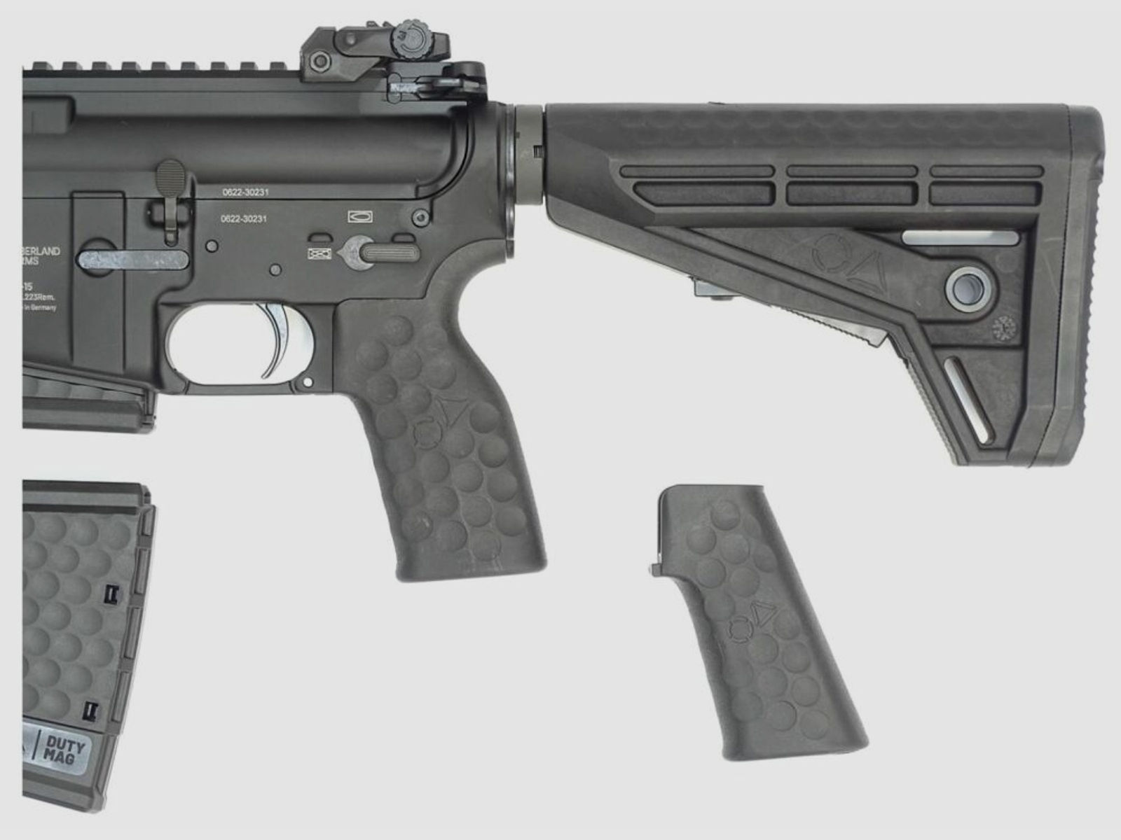 Oberland Arms	 OA-15 M5, Lauf 16,75",BL M-LOK Handguard 13" slim, OA M4-Schaft, BUIS, MFD