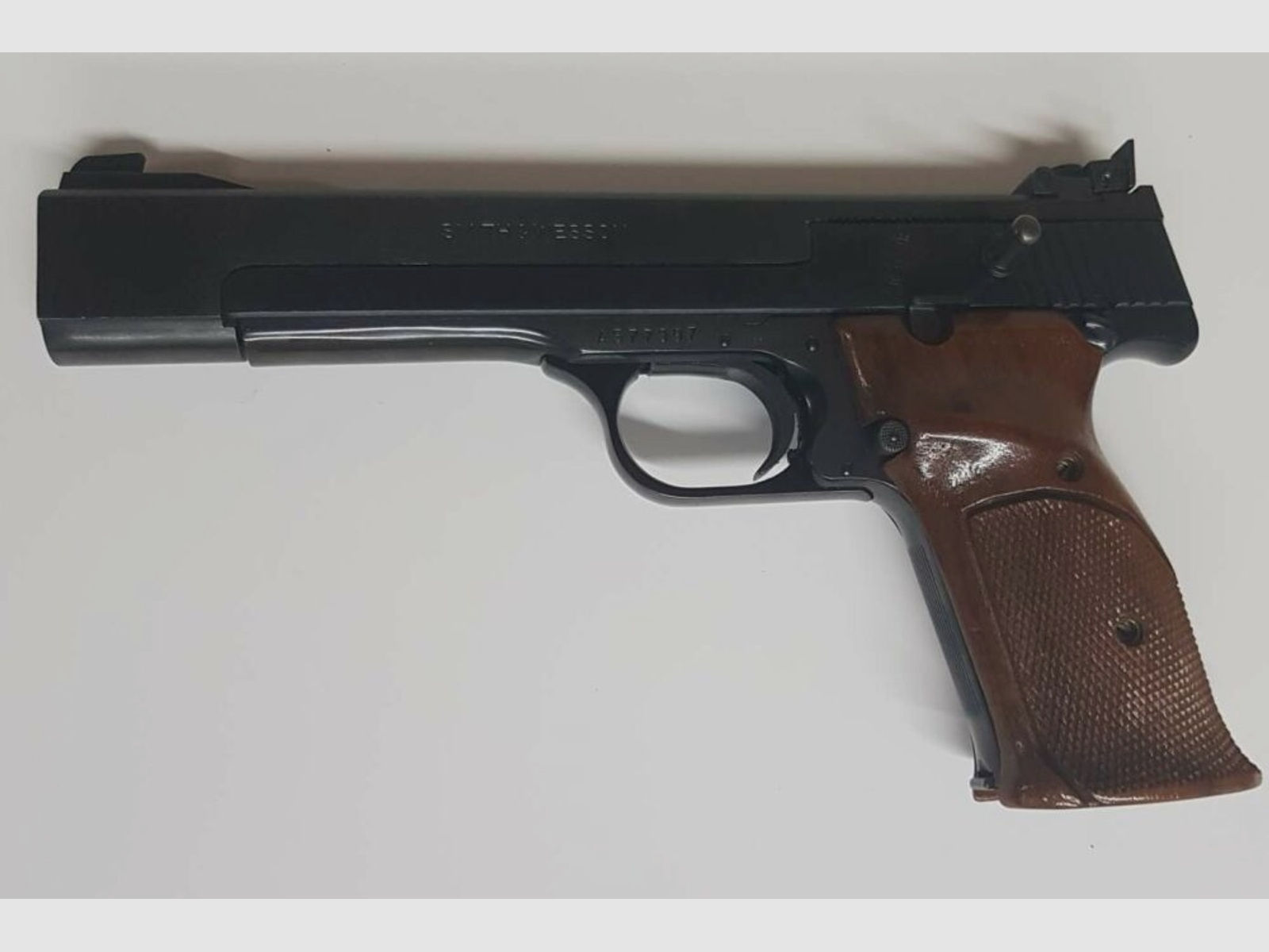 Smith & Wesson Model41	 .22lr