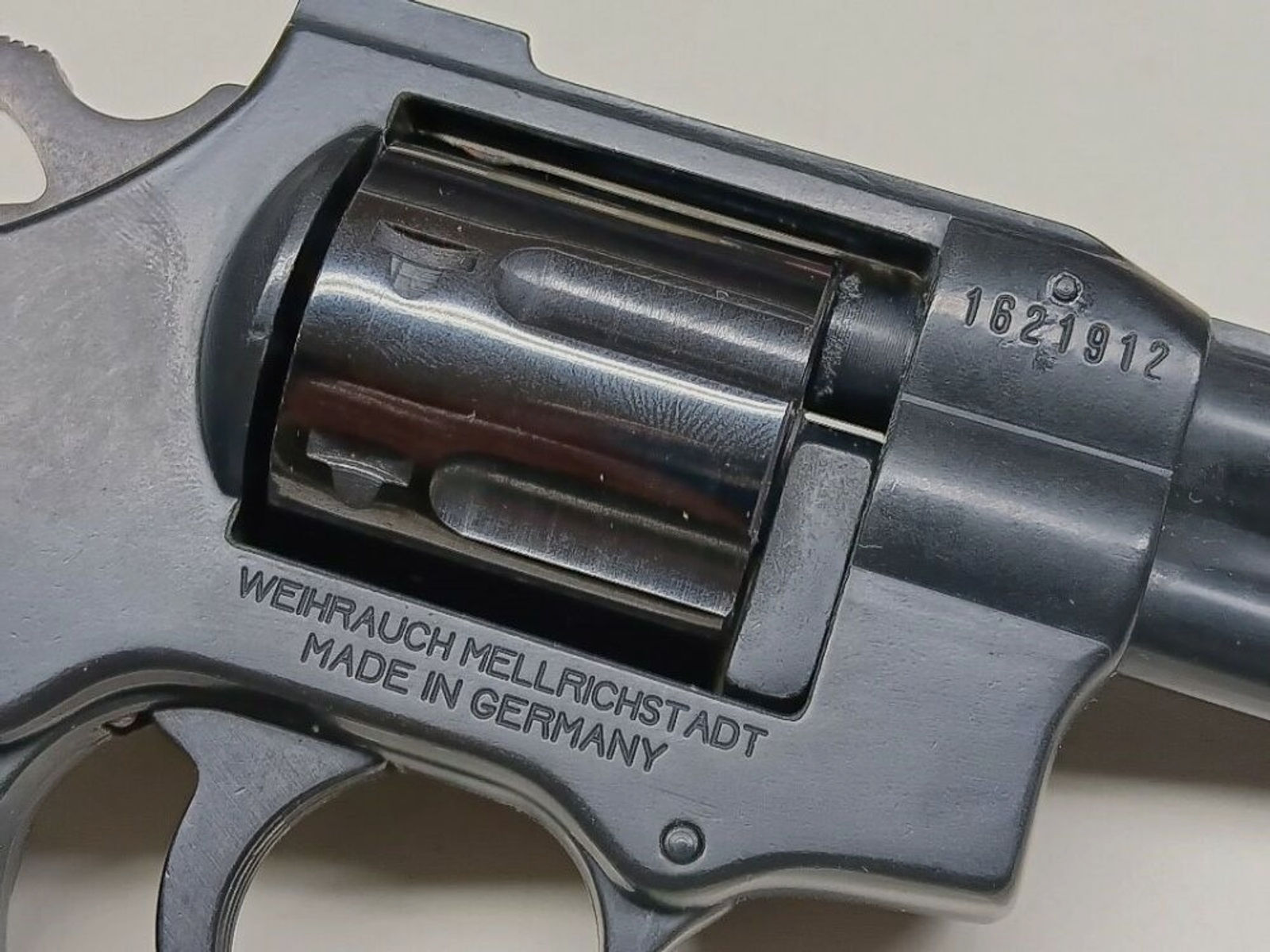 Weihrauch - Sportwaffen Mellrichstadt	 Arminius HW5