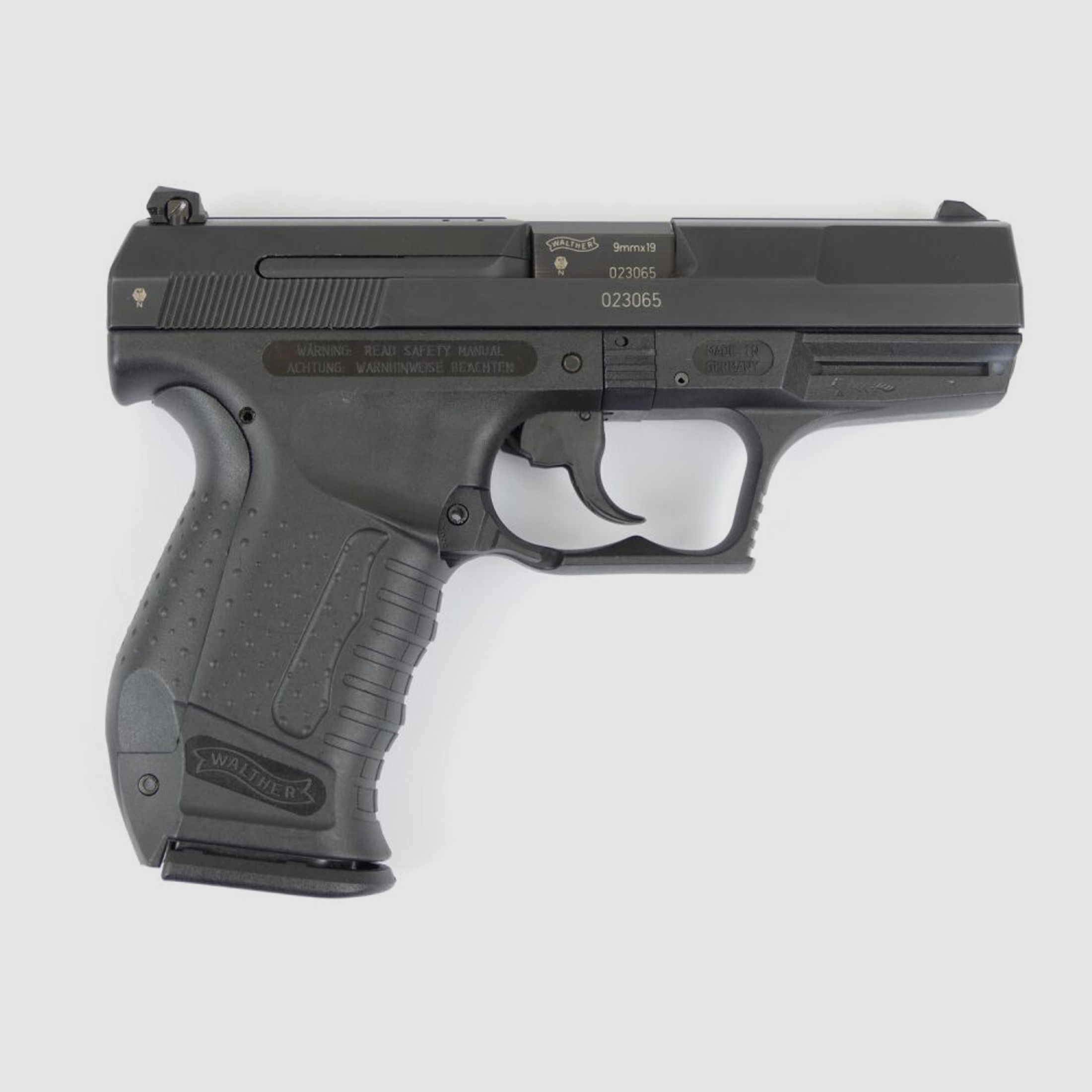 Walther	 P990 9x19