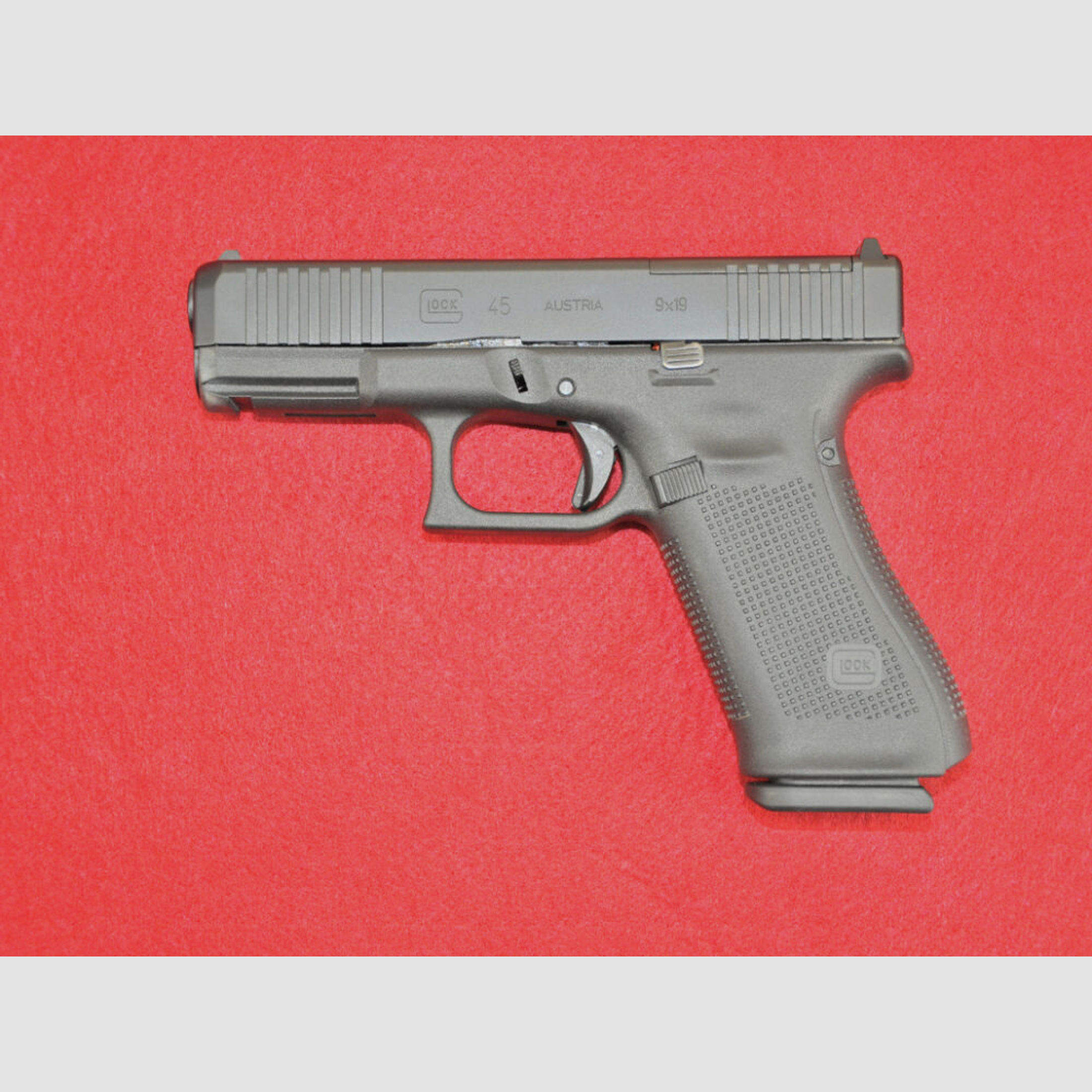 Glock	 45 MOS 9mm Luger