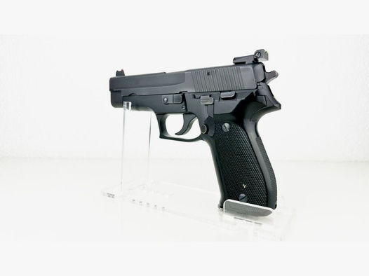 SIG Sauer P226	 9mmLuger