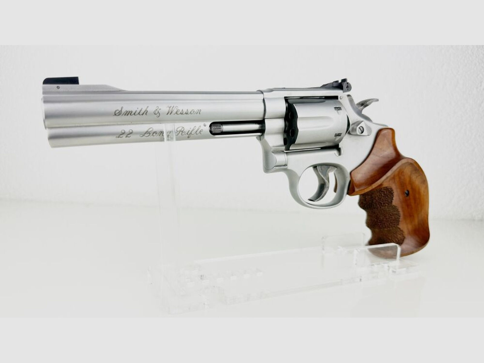 Smith & Wesson Mod. 617 Target Champion	 .22lr