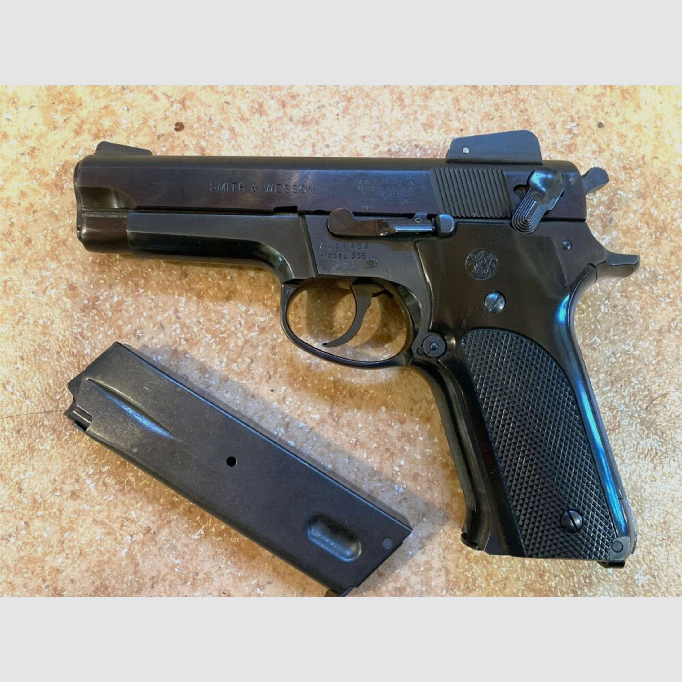 Smith & Wesson	 Mod. 559